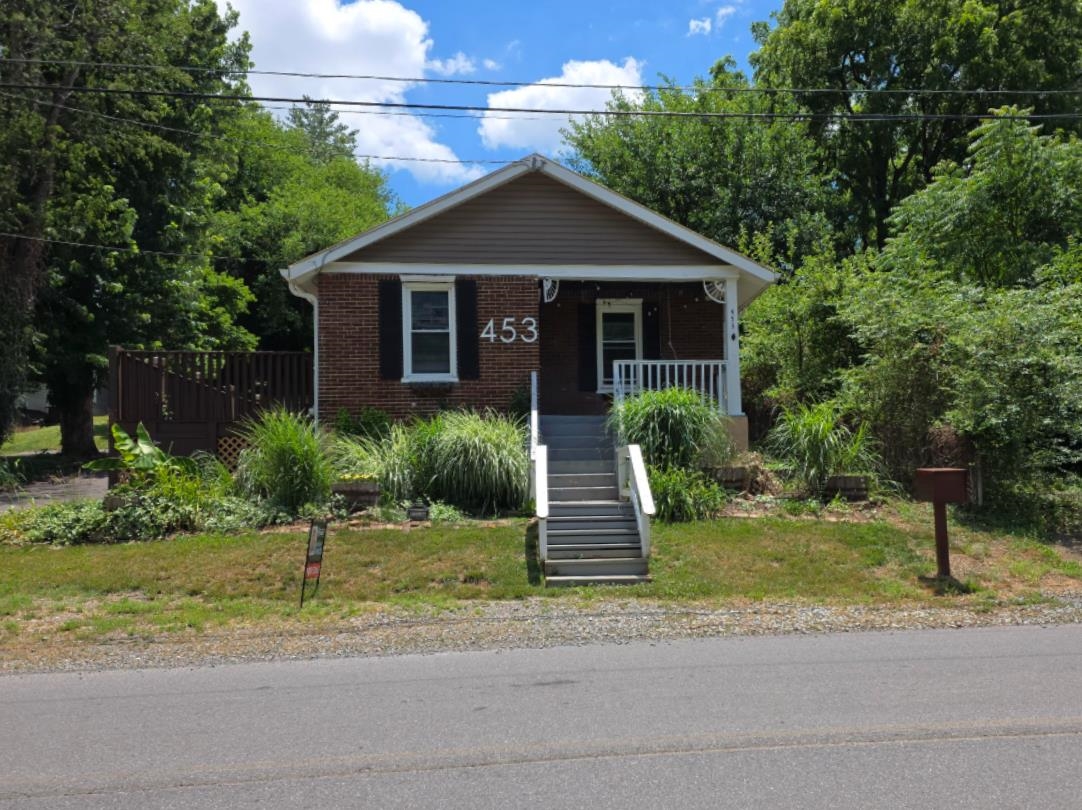 453 Dale Avenue Vinton VA 24179