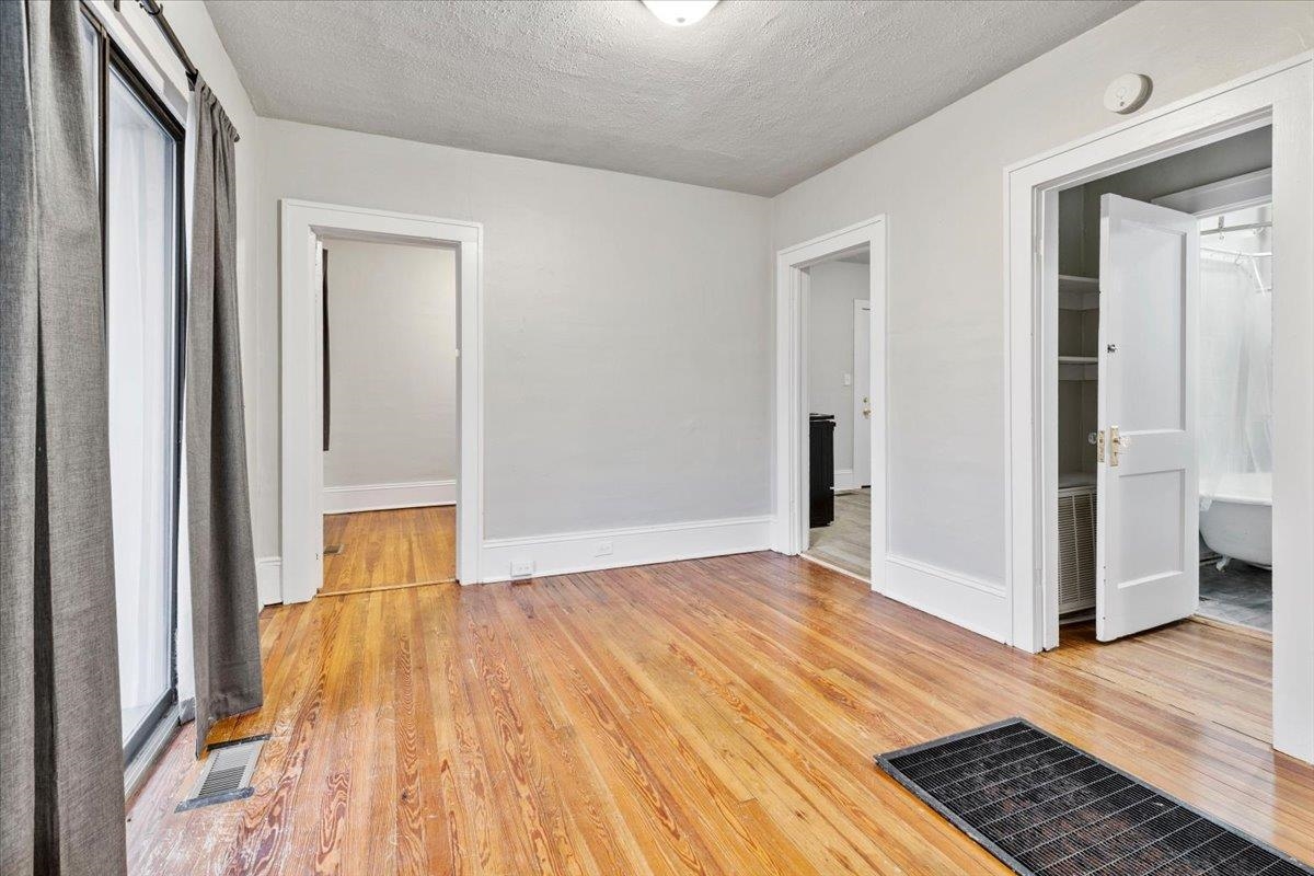 453 Dale Avenue Vinton VA 24179