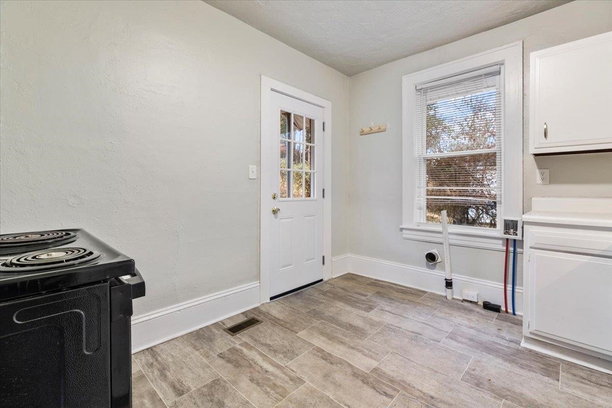 453 Dale Avenue Vinton VA 24179