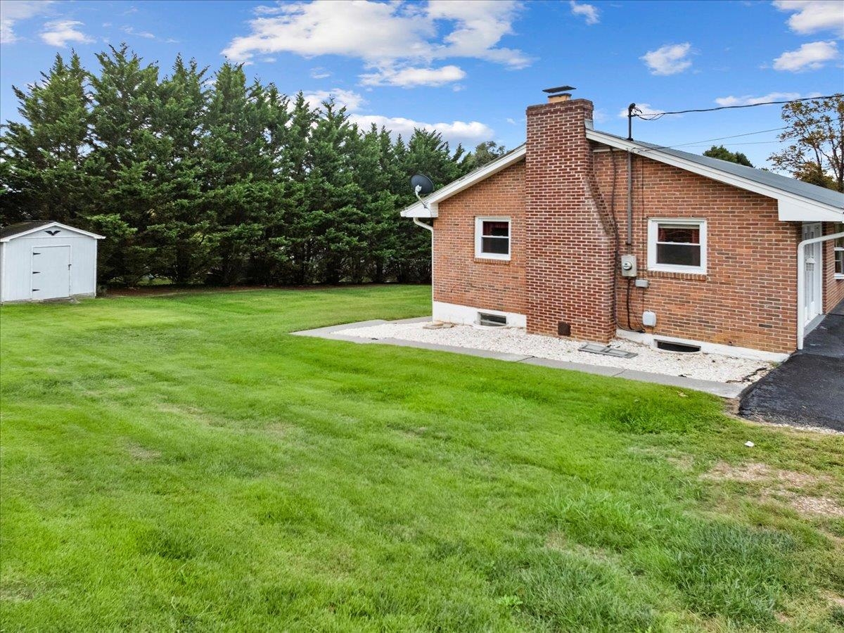 7372 Joyce Way Fairlawn VA 24141