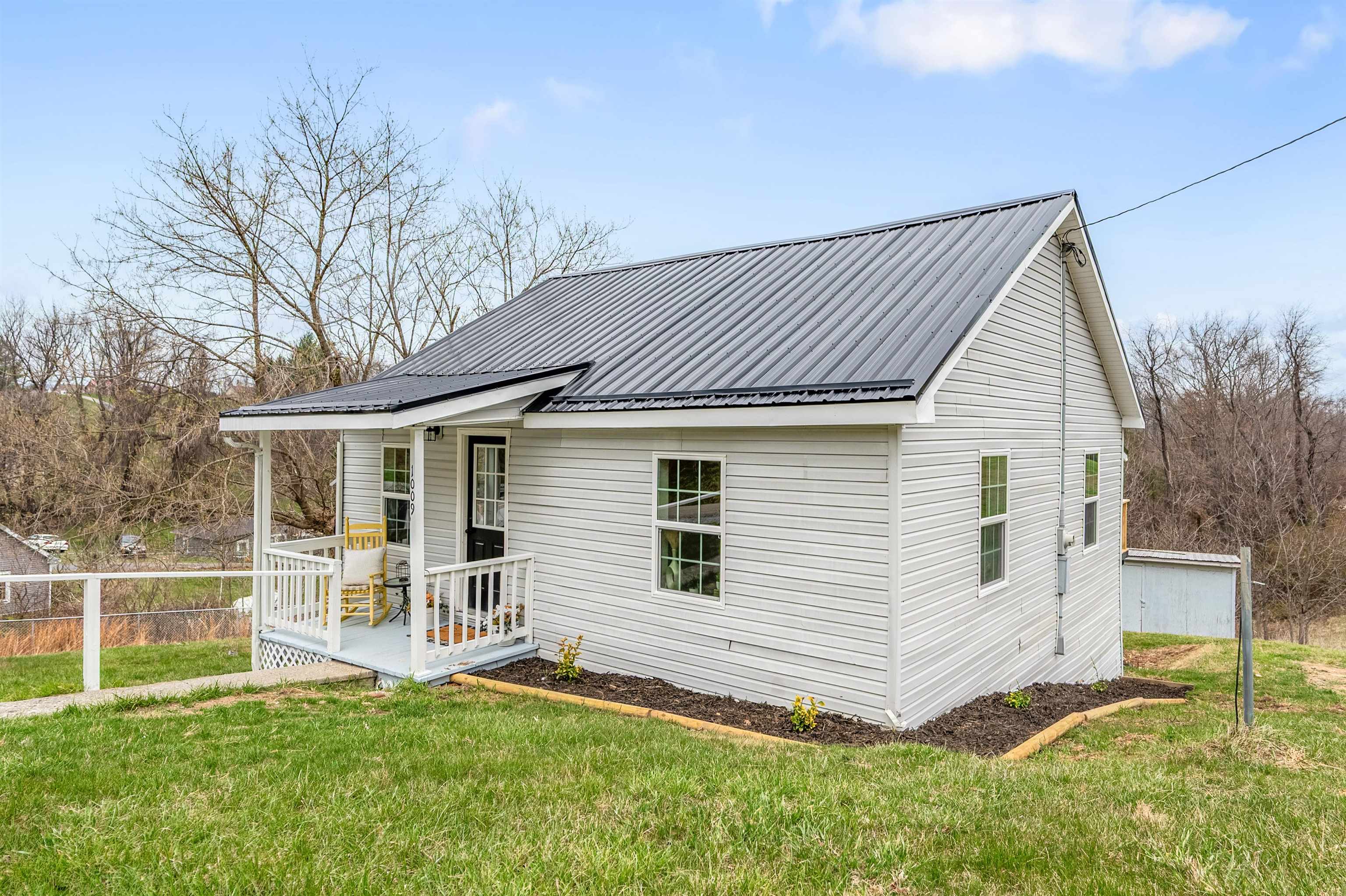 1009 Fifth Street Pulaski VA 24301