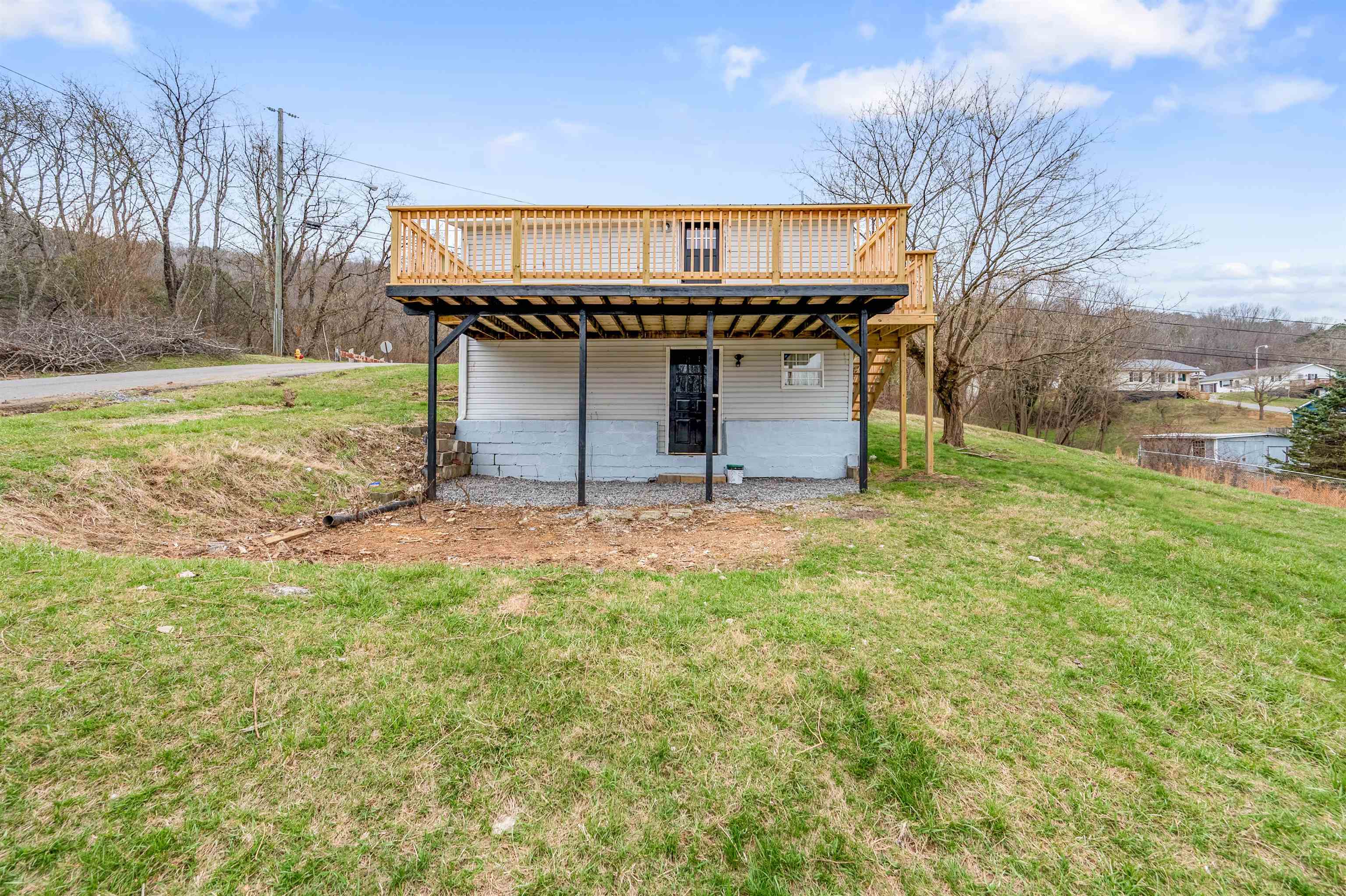 1009 Fifth Street Pulaski VA 24301