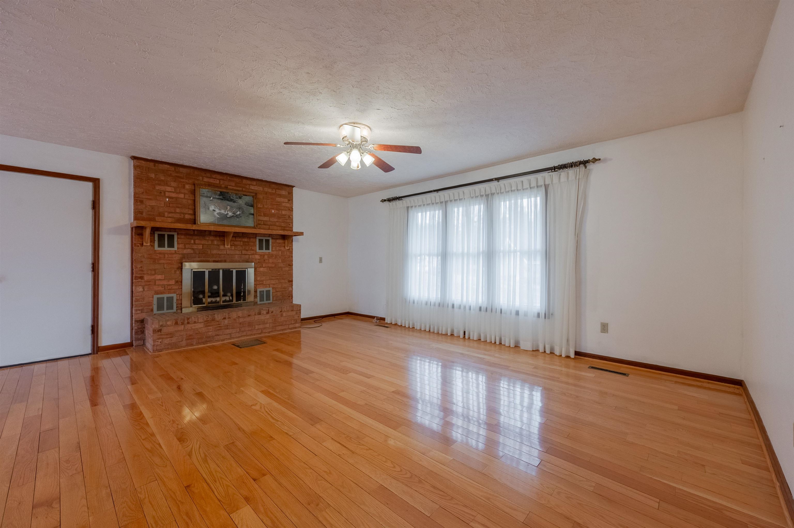 236 Smith Street Pembroke VA 24136