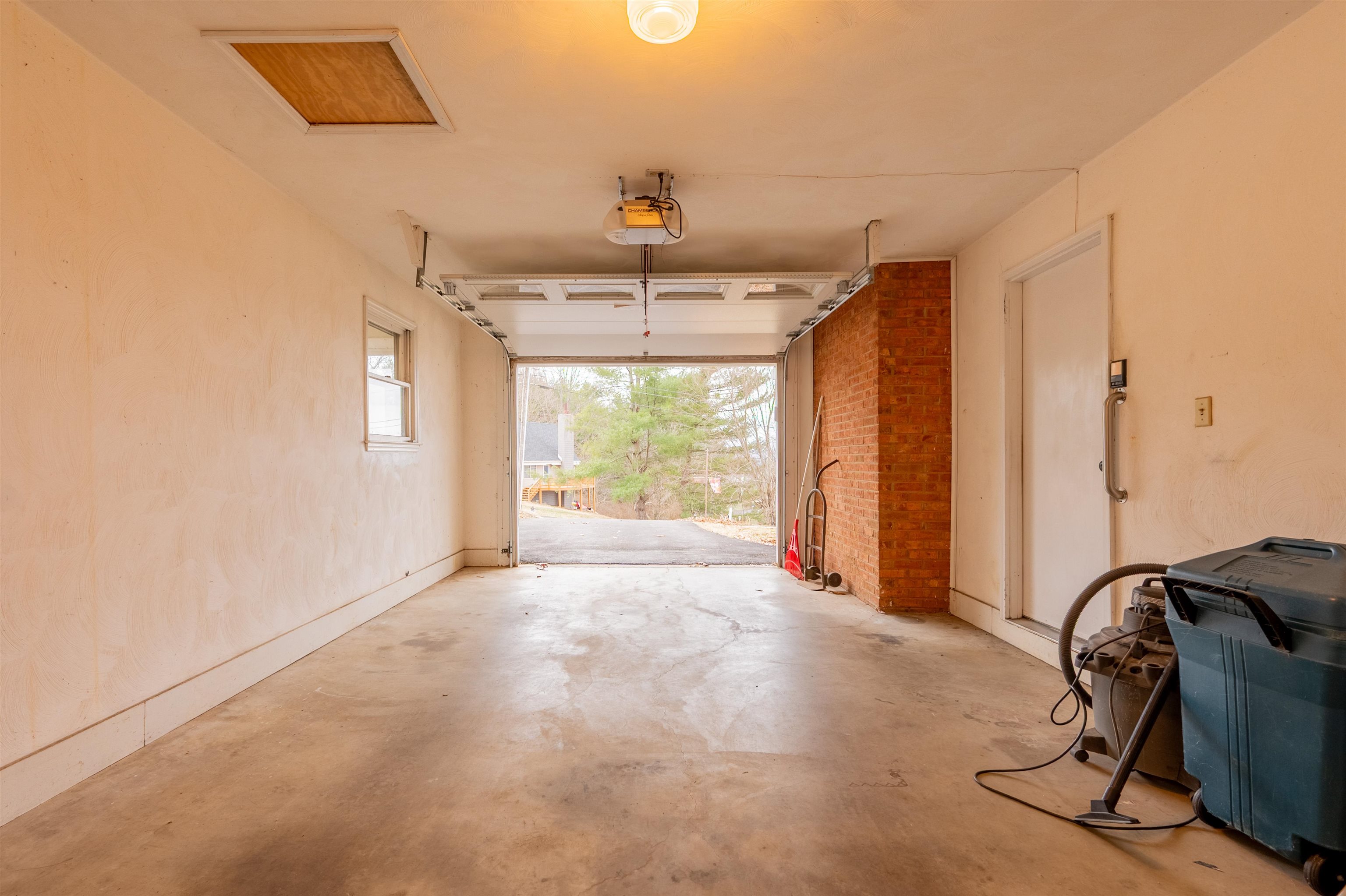 236 Smith Street Pembroke VA 24136