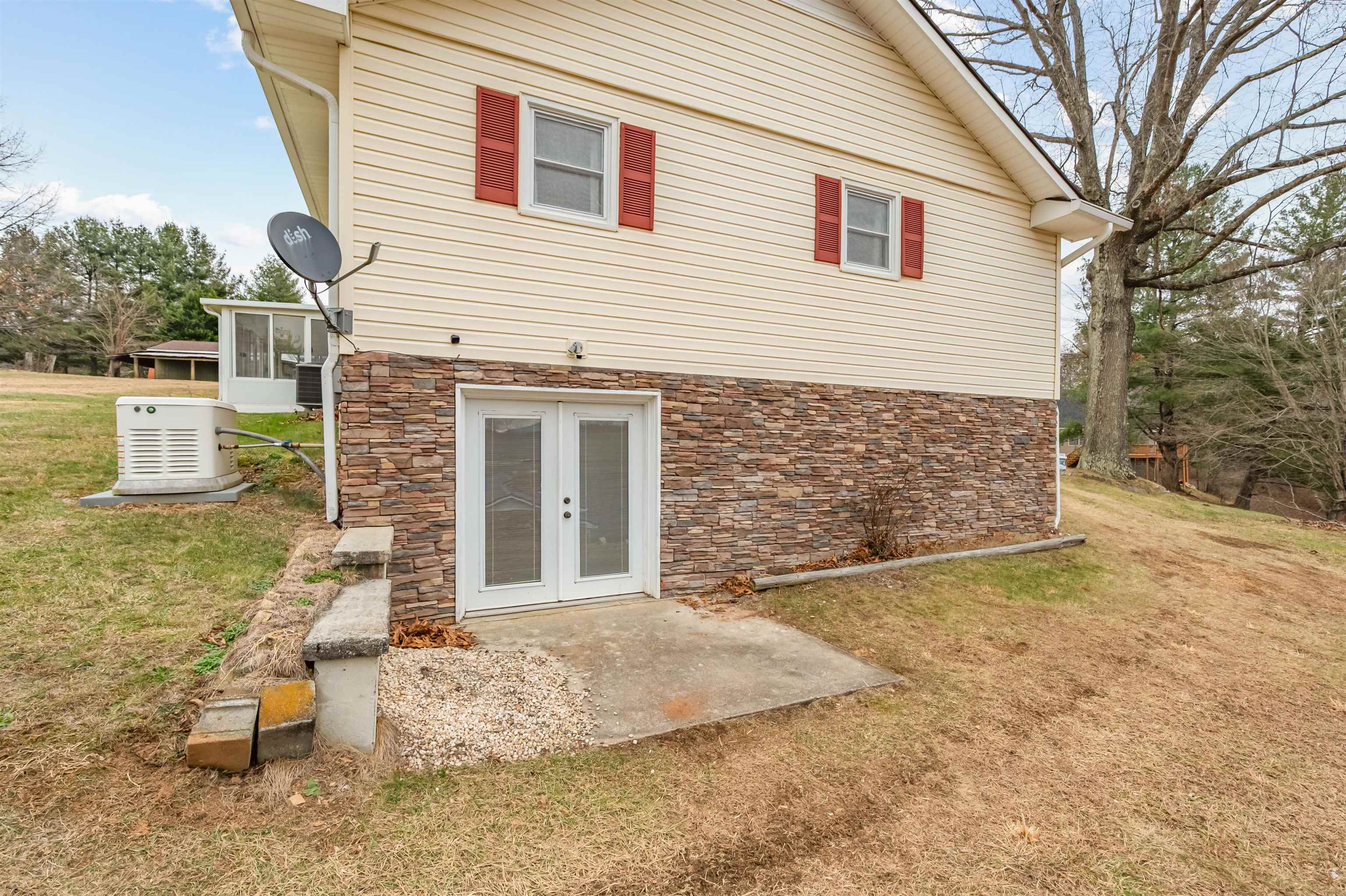 236 Smith Street Pembroke VA 24136