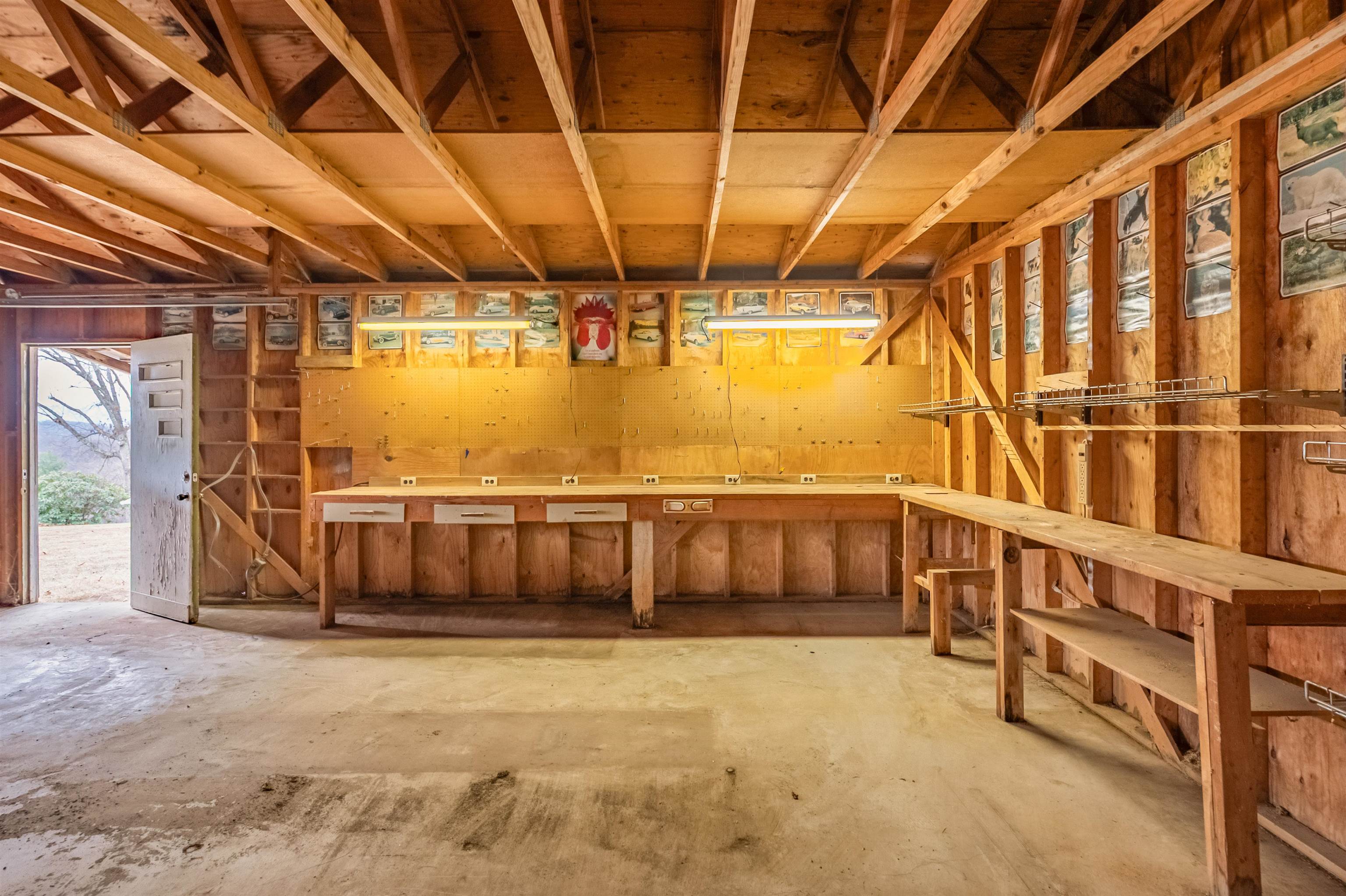 236 Smith Street Pembroke VA 24136