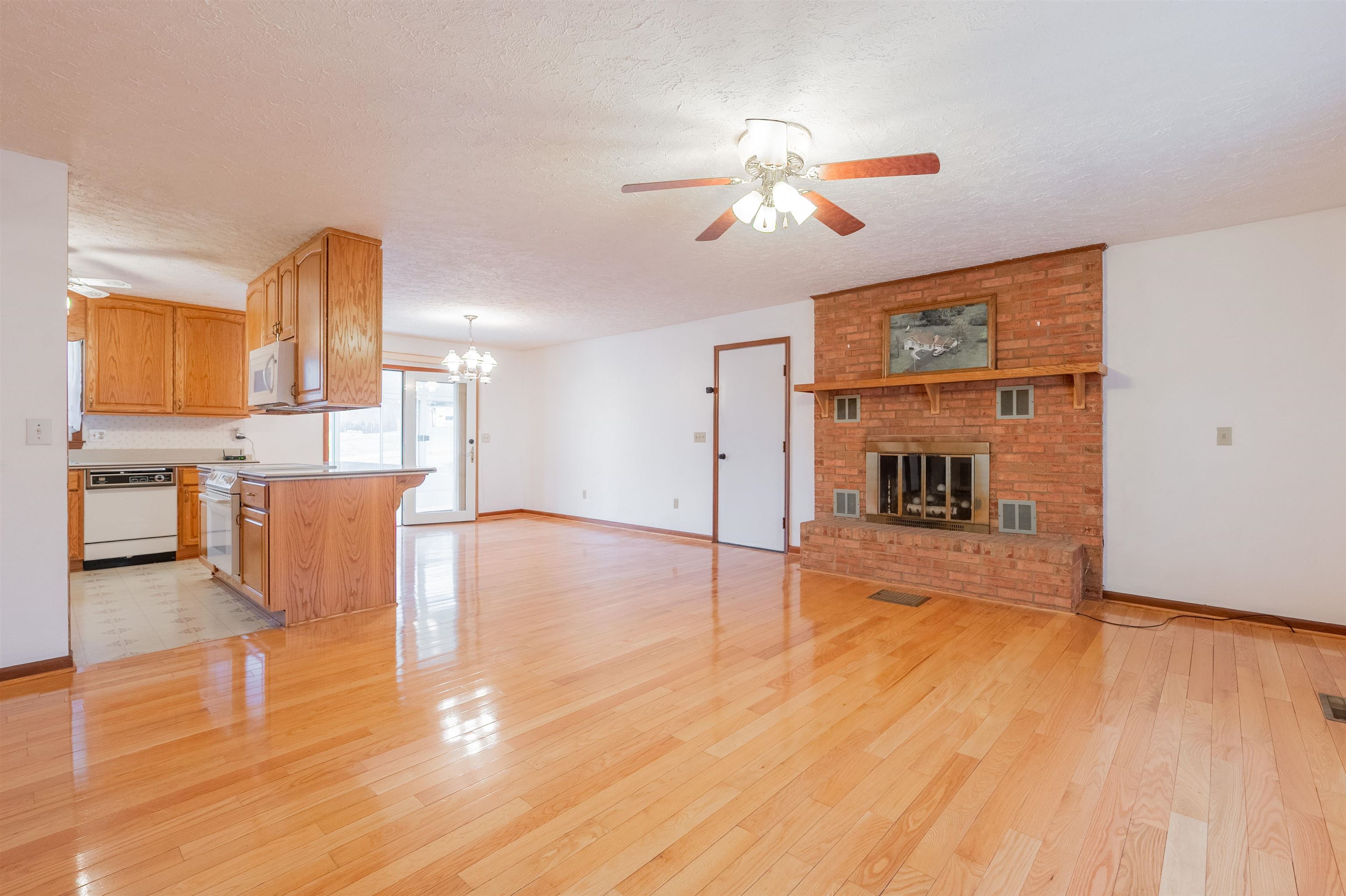 236 Smith Street Pembroke VA 24136