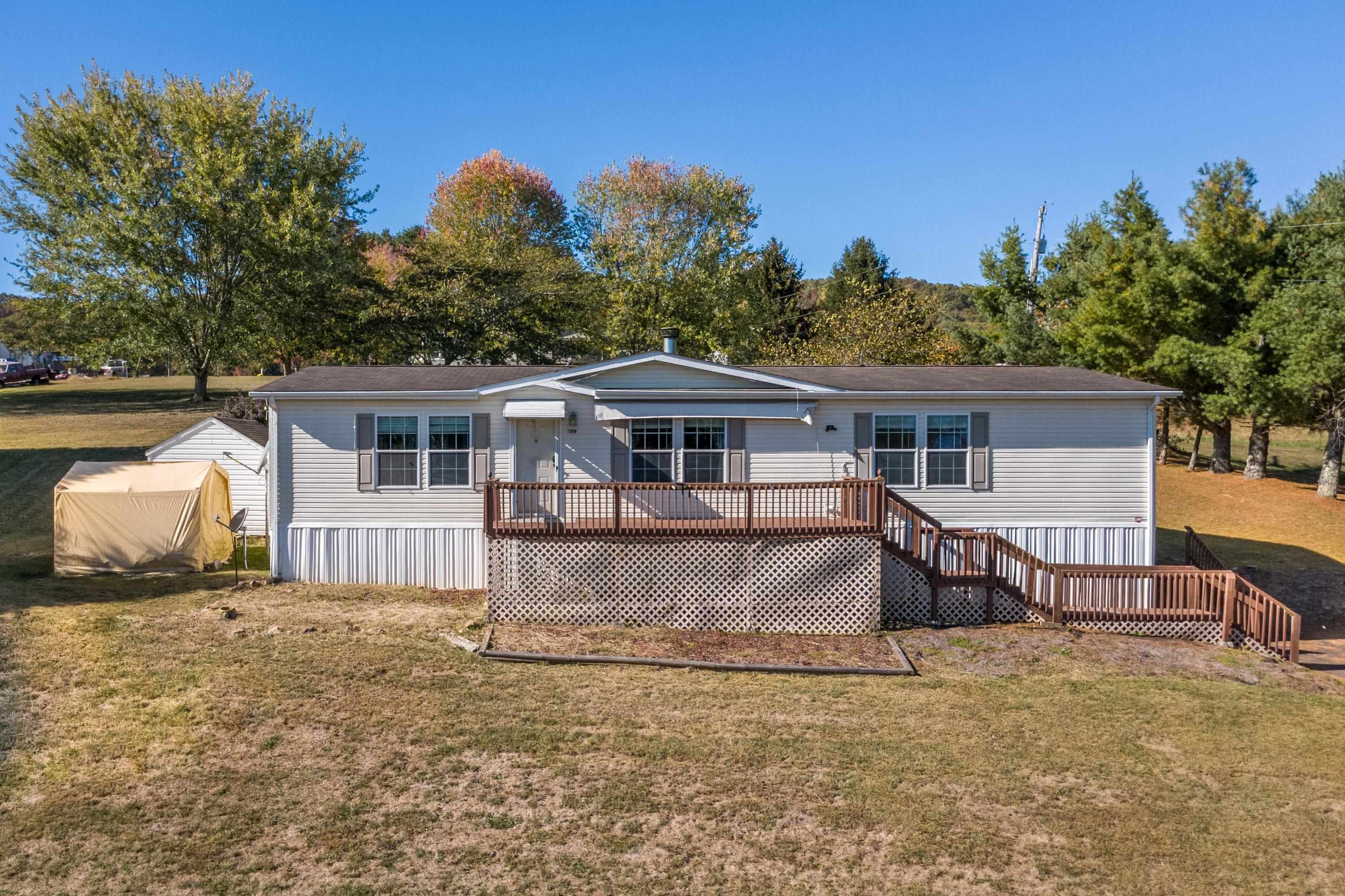 589 Davis Valley Road Rural Retreat VA 24368