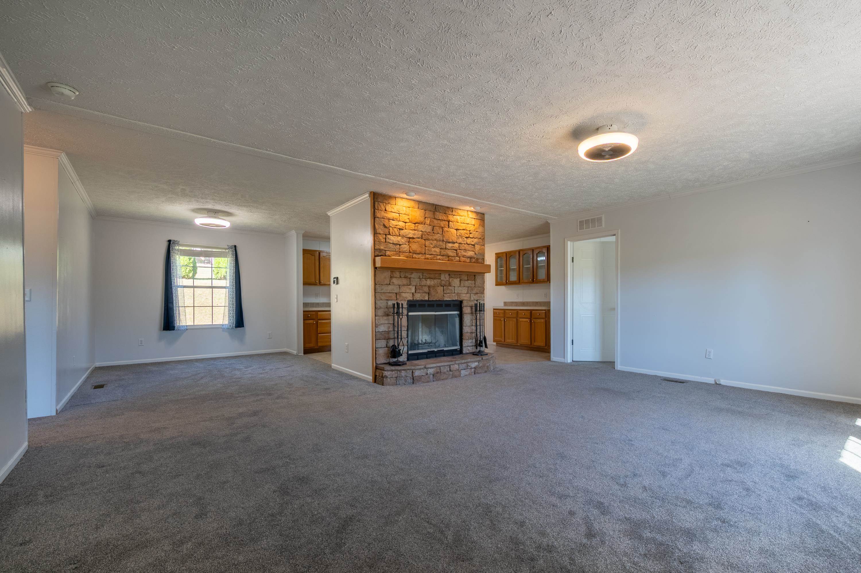 589 Davis Valley Road Rural Retreat VA 24368