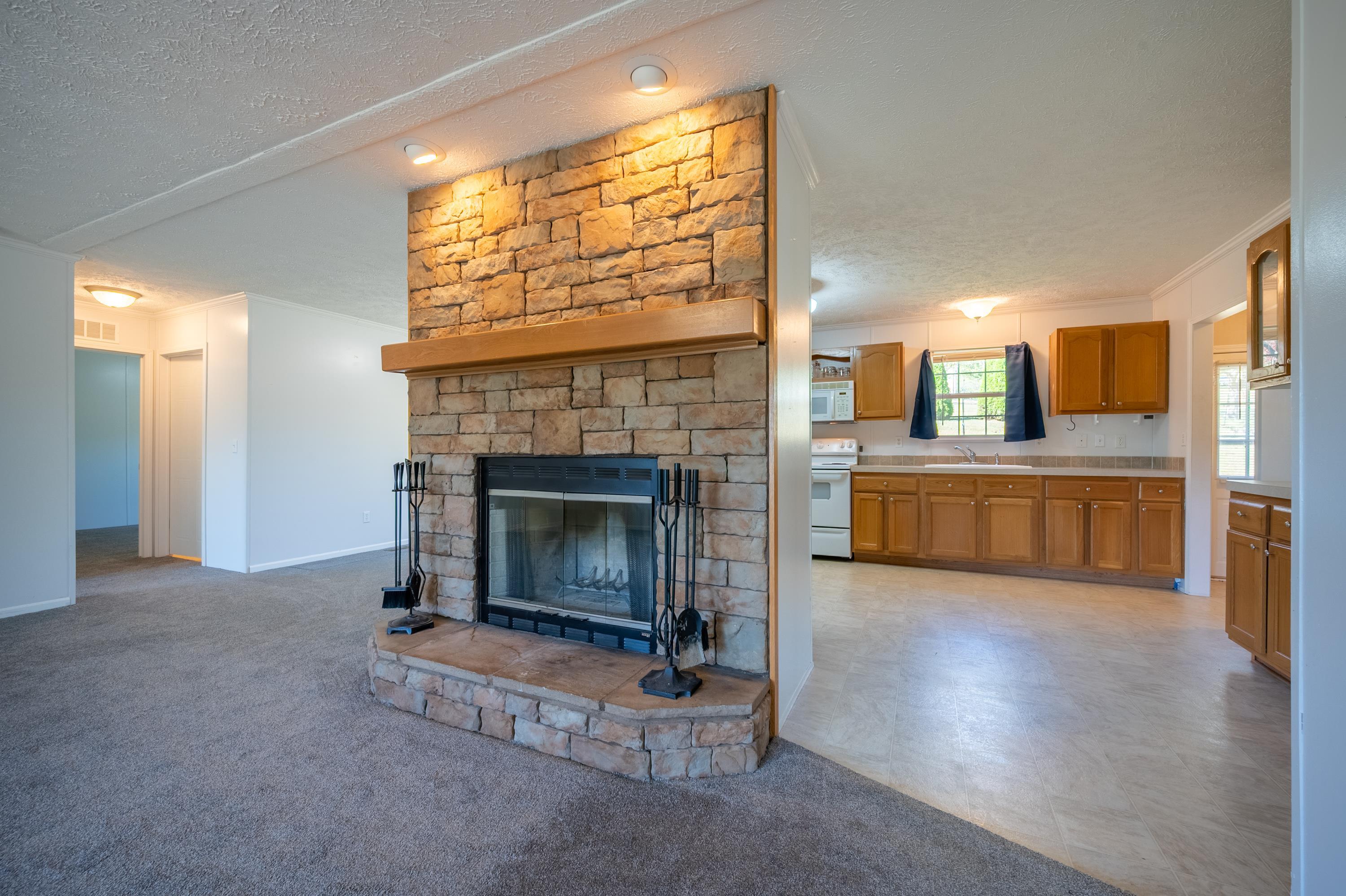 589 Davis Valley Road Rural Retreat VA 24368