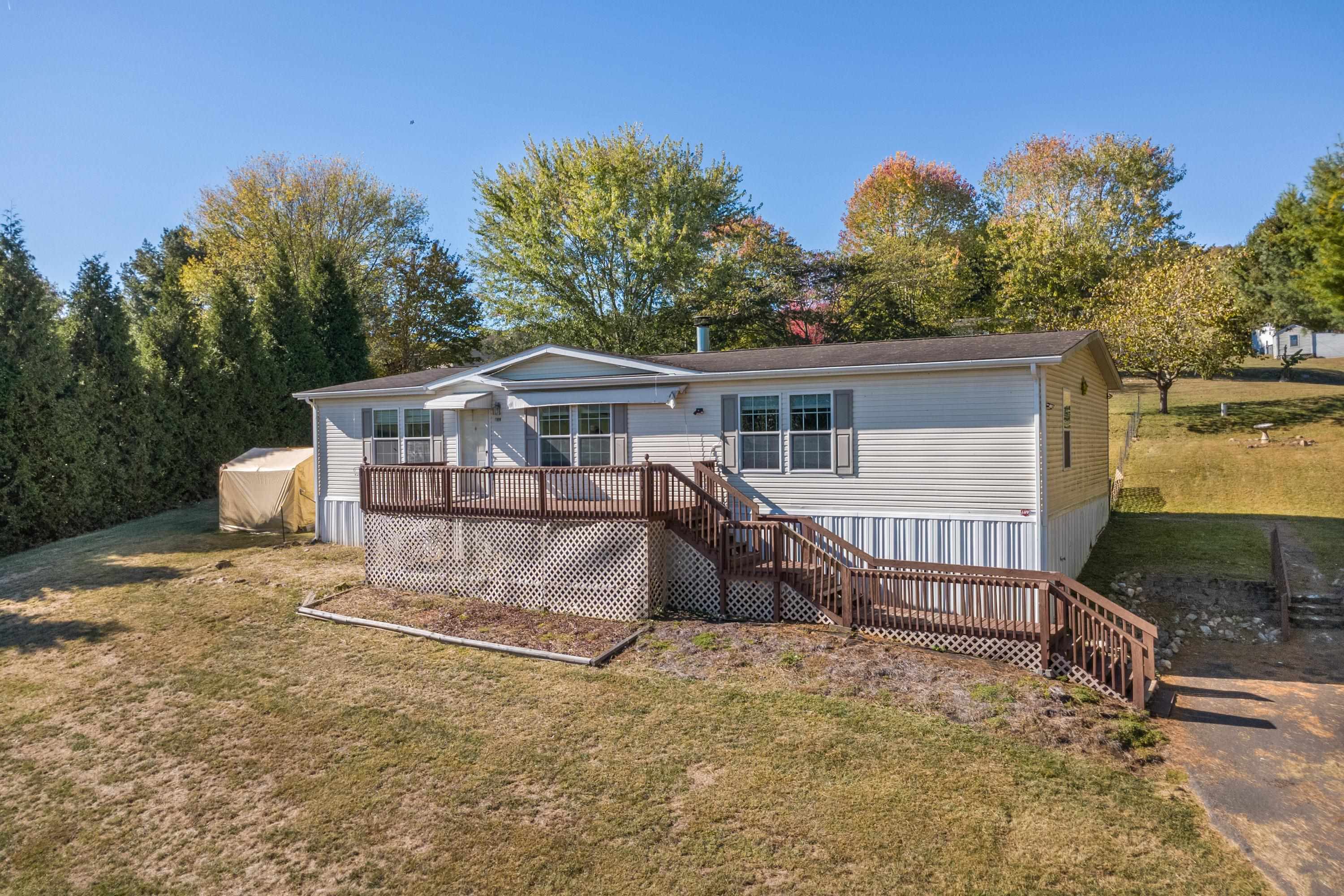 589 Davis Valley Road Rural Retreat VA 24368