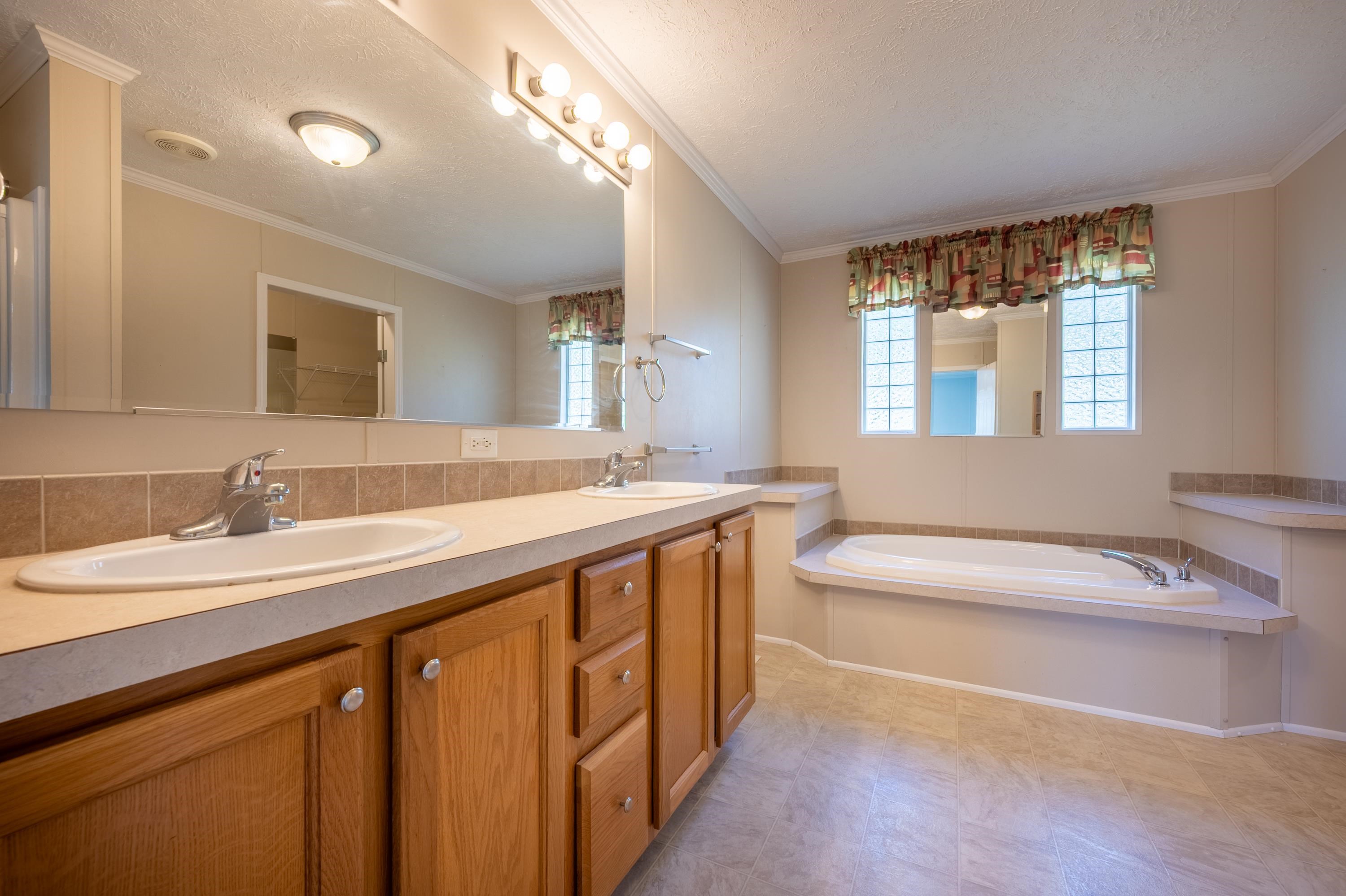 589 Davis Valley Road Rural Retreat VA 24368