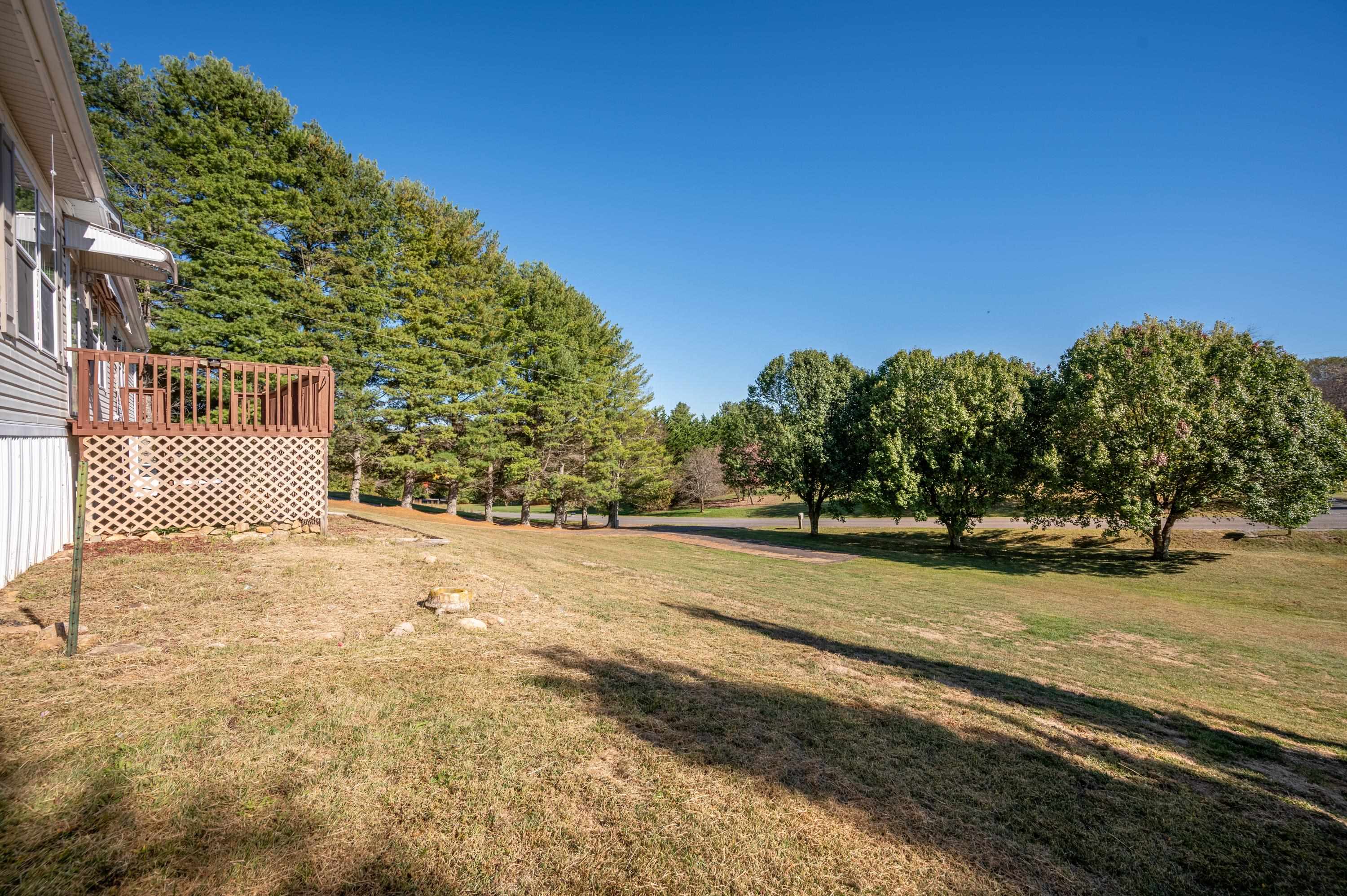 589 Davis Valley Road Rural Retreat VA 24368