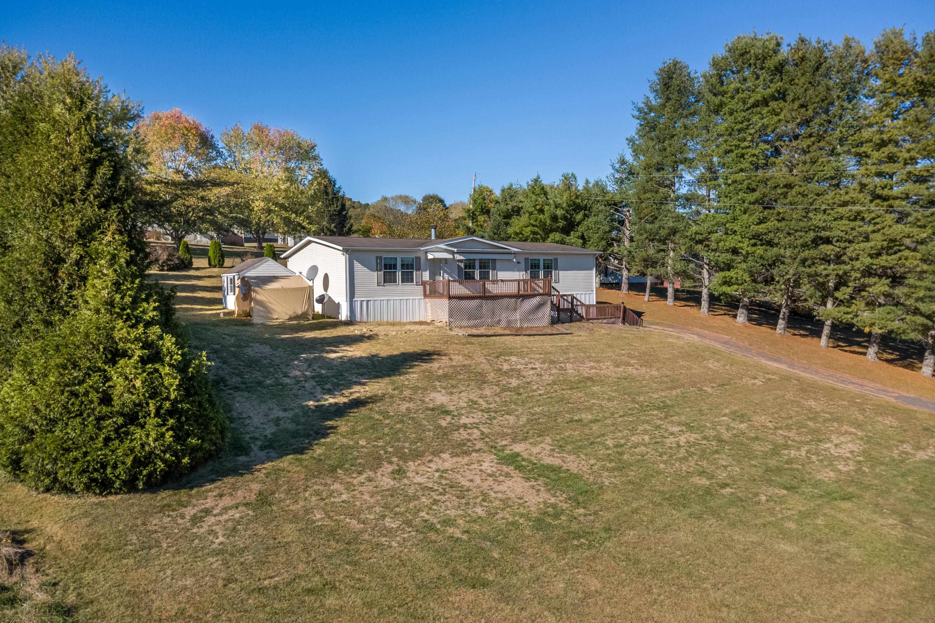 589 Davis Valley Road Rural Retreat VA 24368