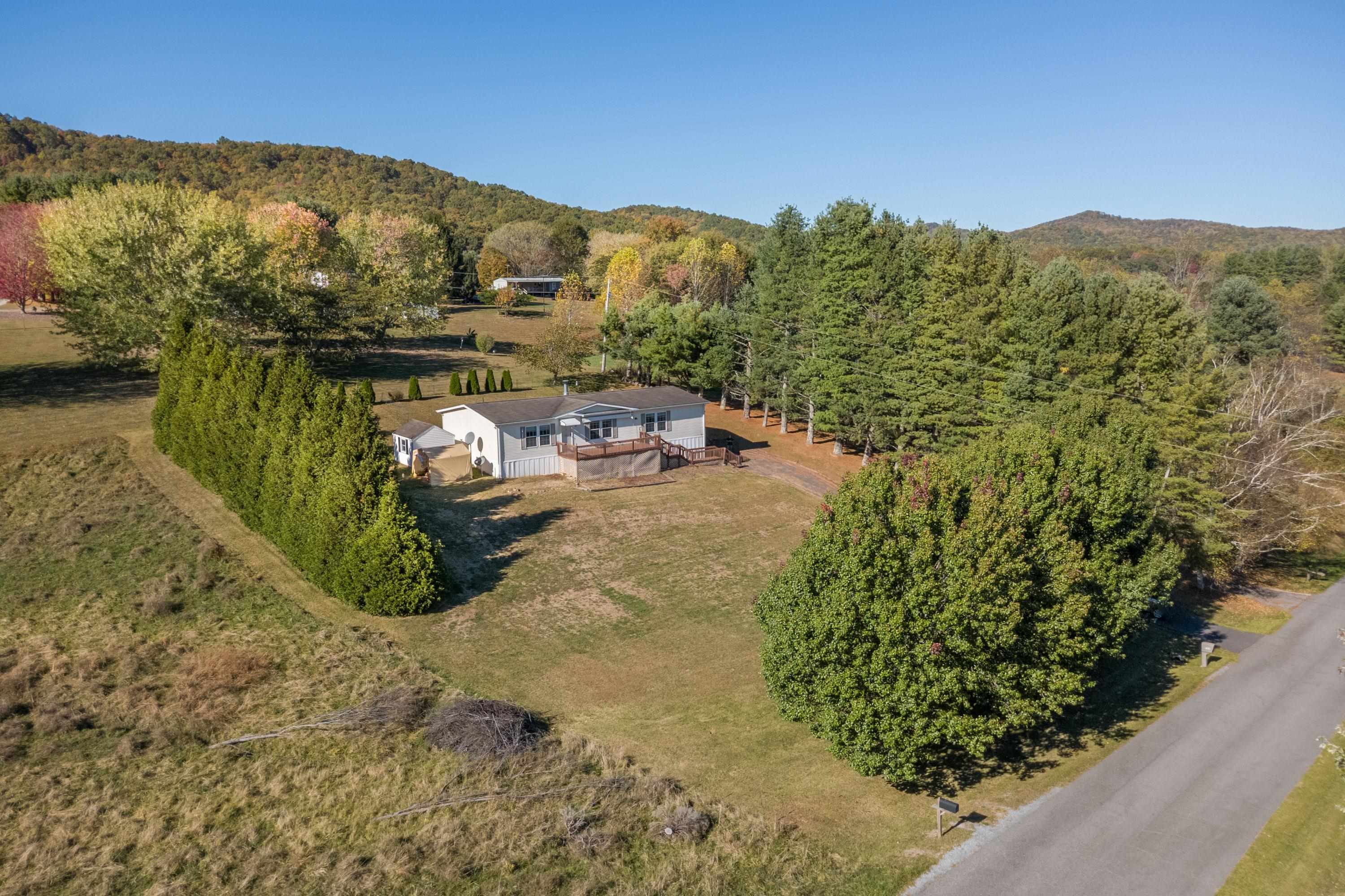 589 Davis Valley Road Rural Retreat VA 24368