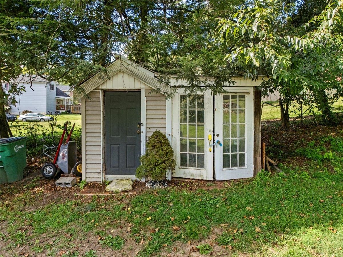 510 Ellett Road NE Christiansburg VA 24073