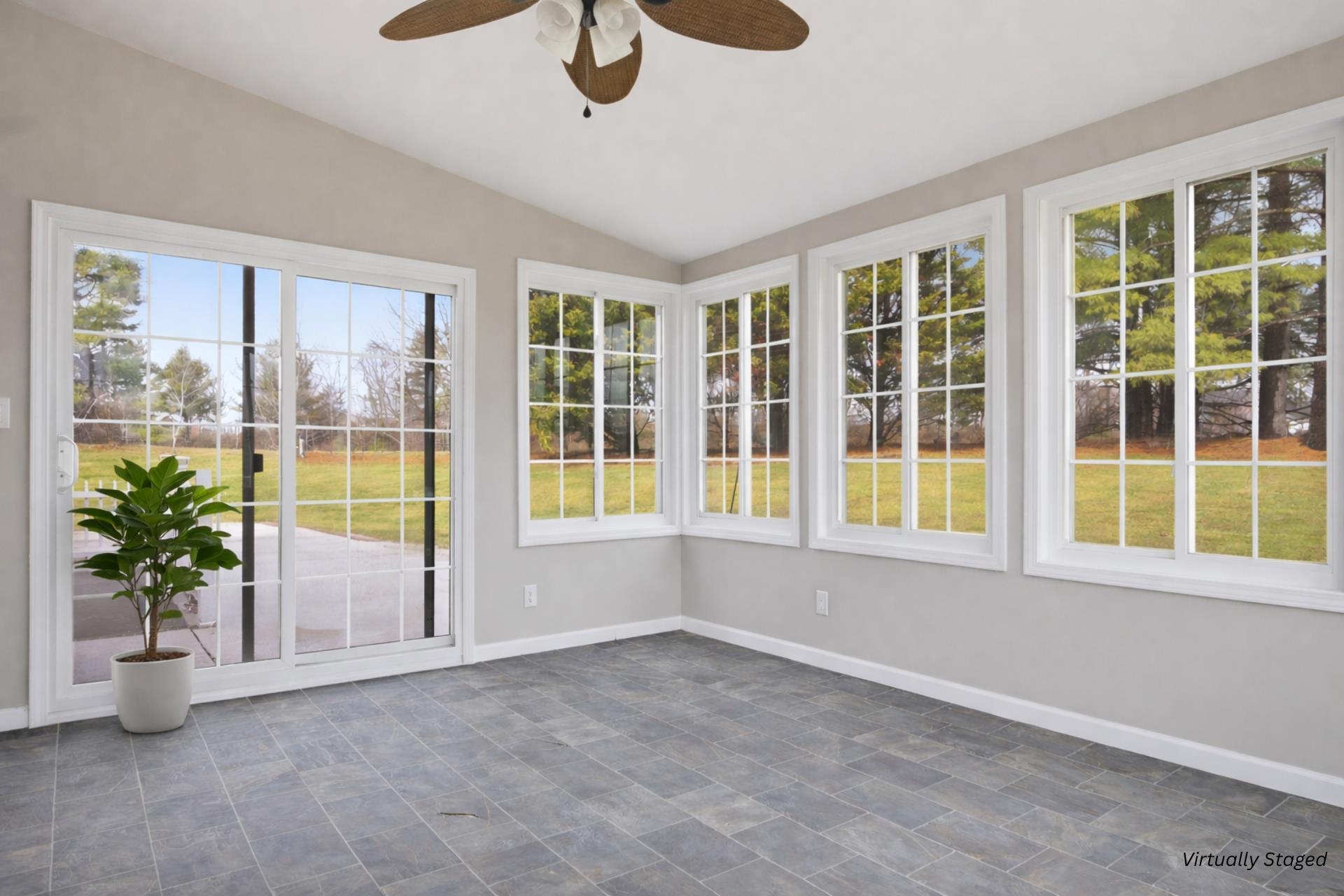 1270 Crestview Drive Wytheville VA 24382