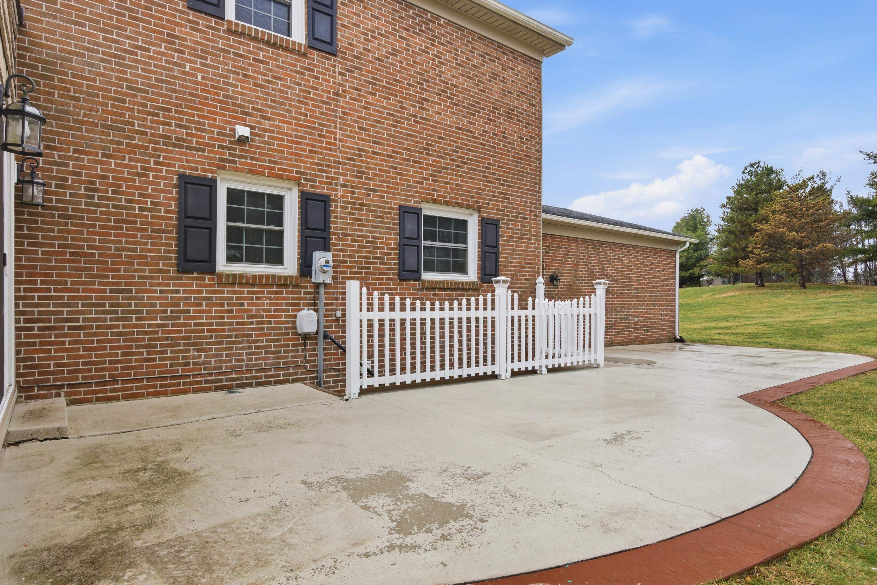 1270 Crestview Drive Wytheville VA 24382