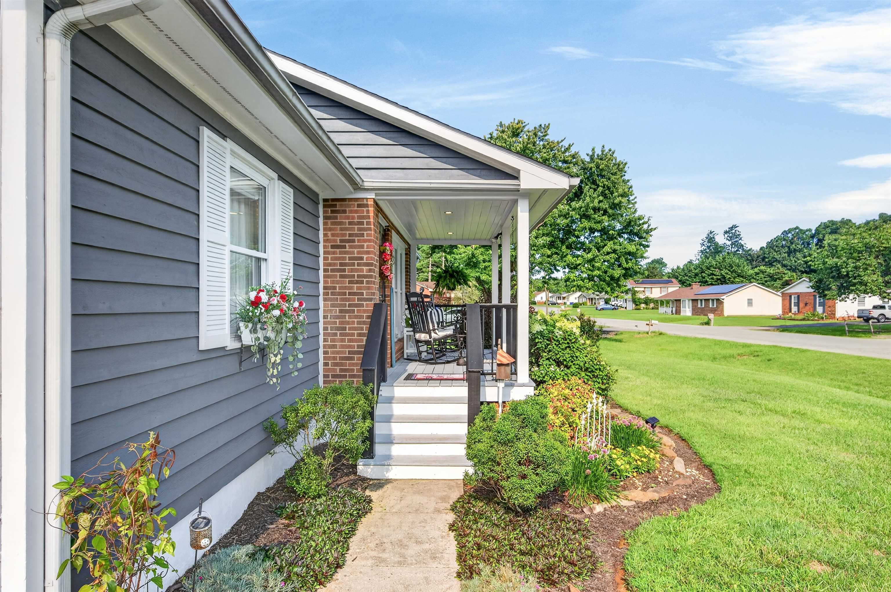 2405 Glade Drive SE Christiansburg VA 24073