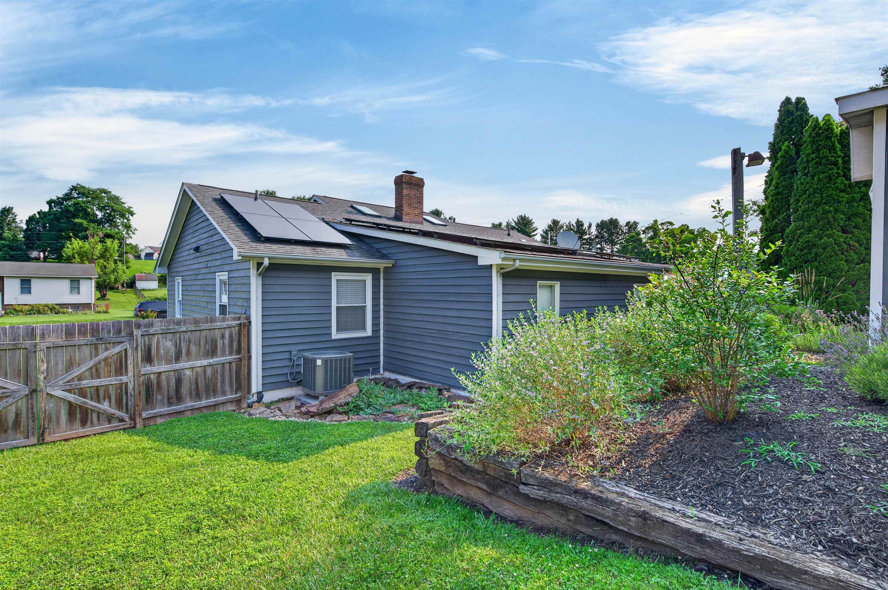 2405 Glade Drive SE Christiansburg VA 24073