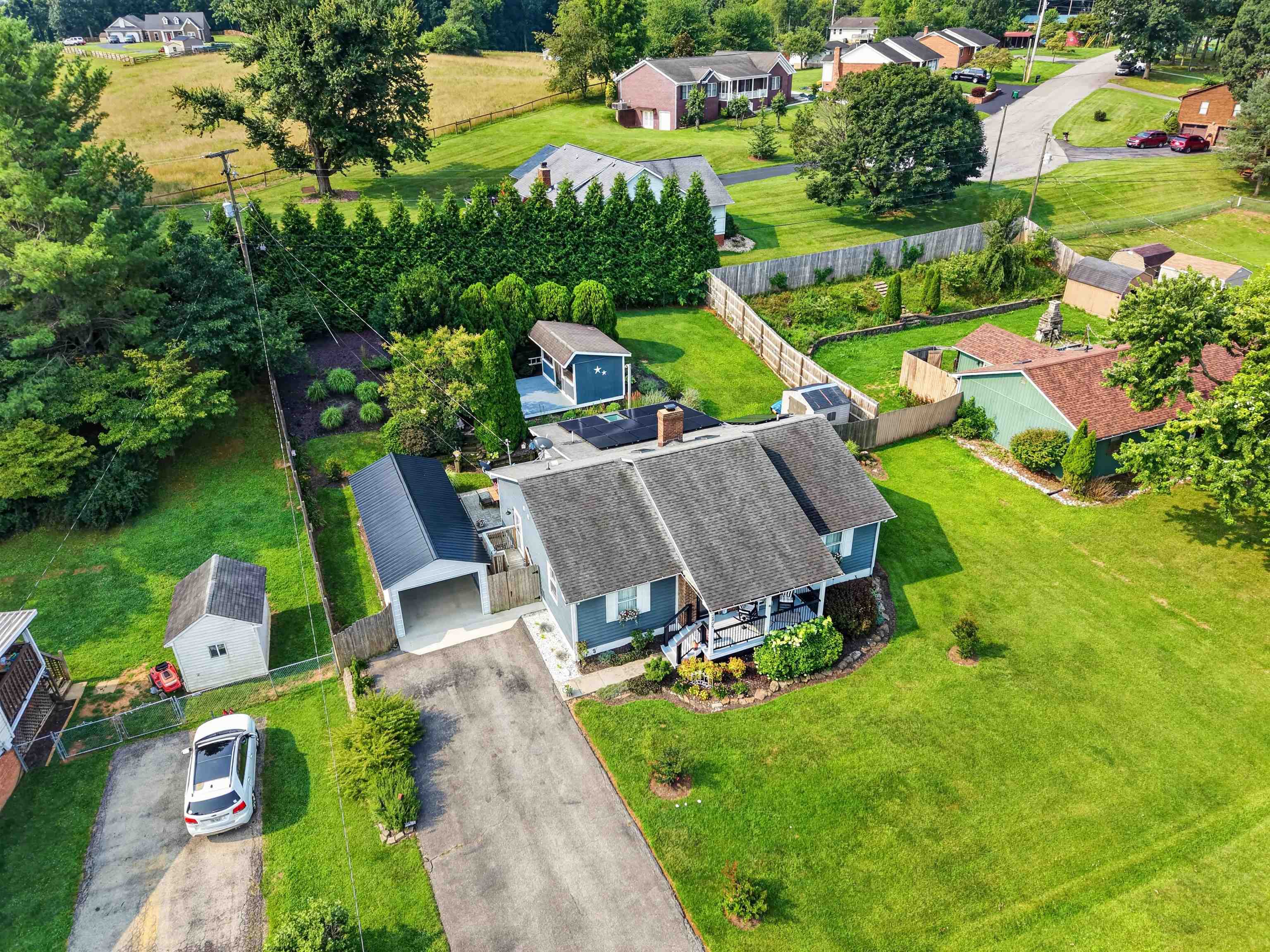 2405 Glade Drive SE Christiansburg VA 24073
