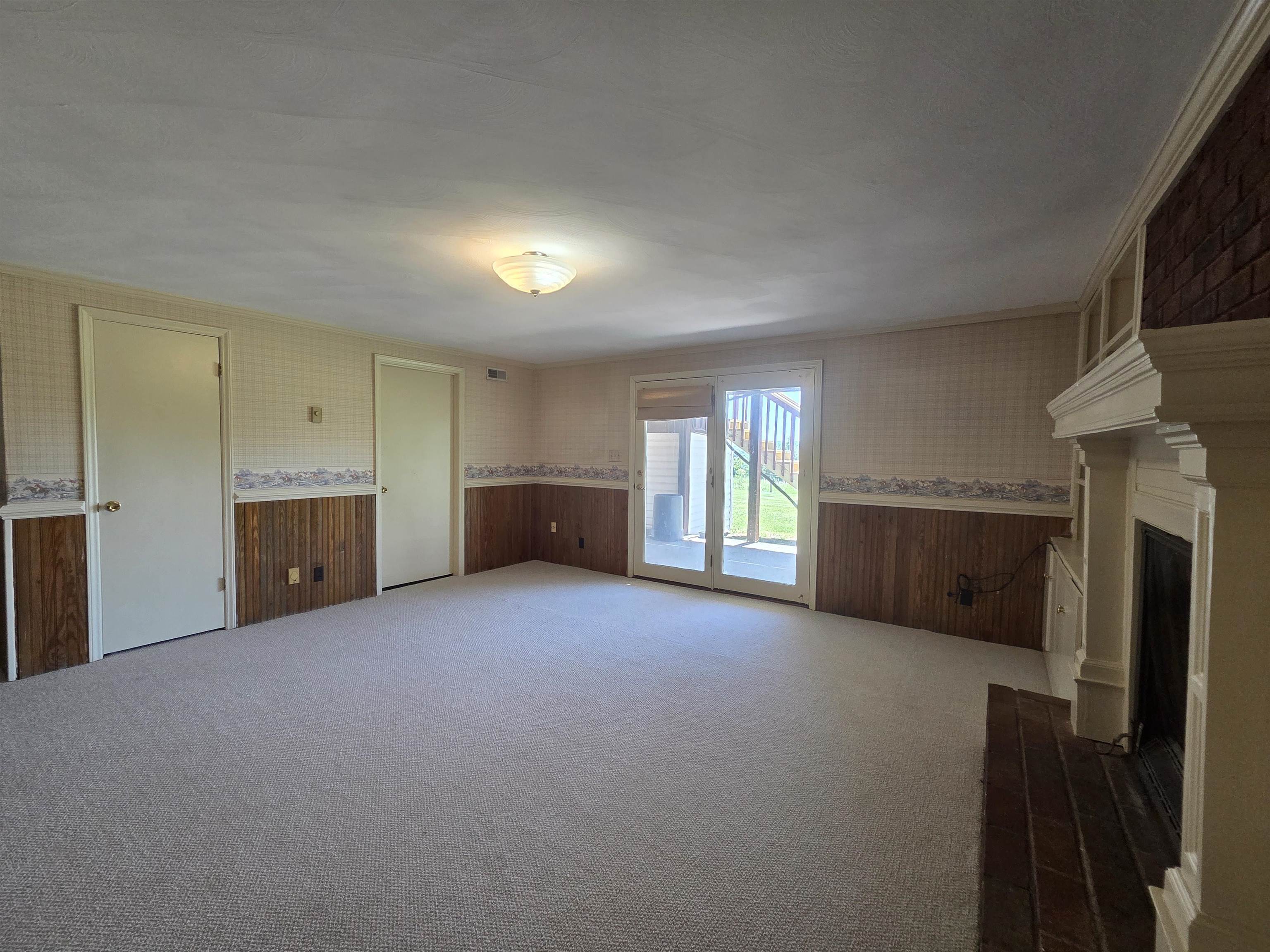 2059 Mud Pike Road Christiansburg VA 24073