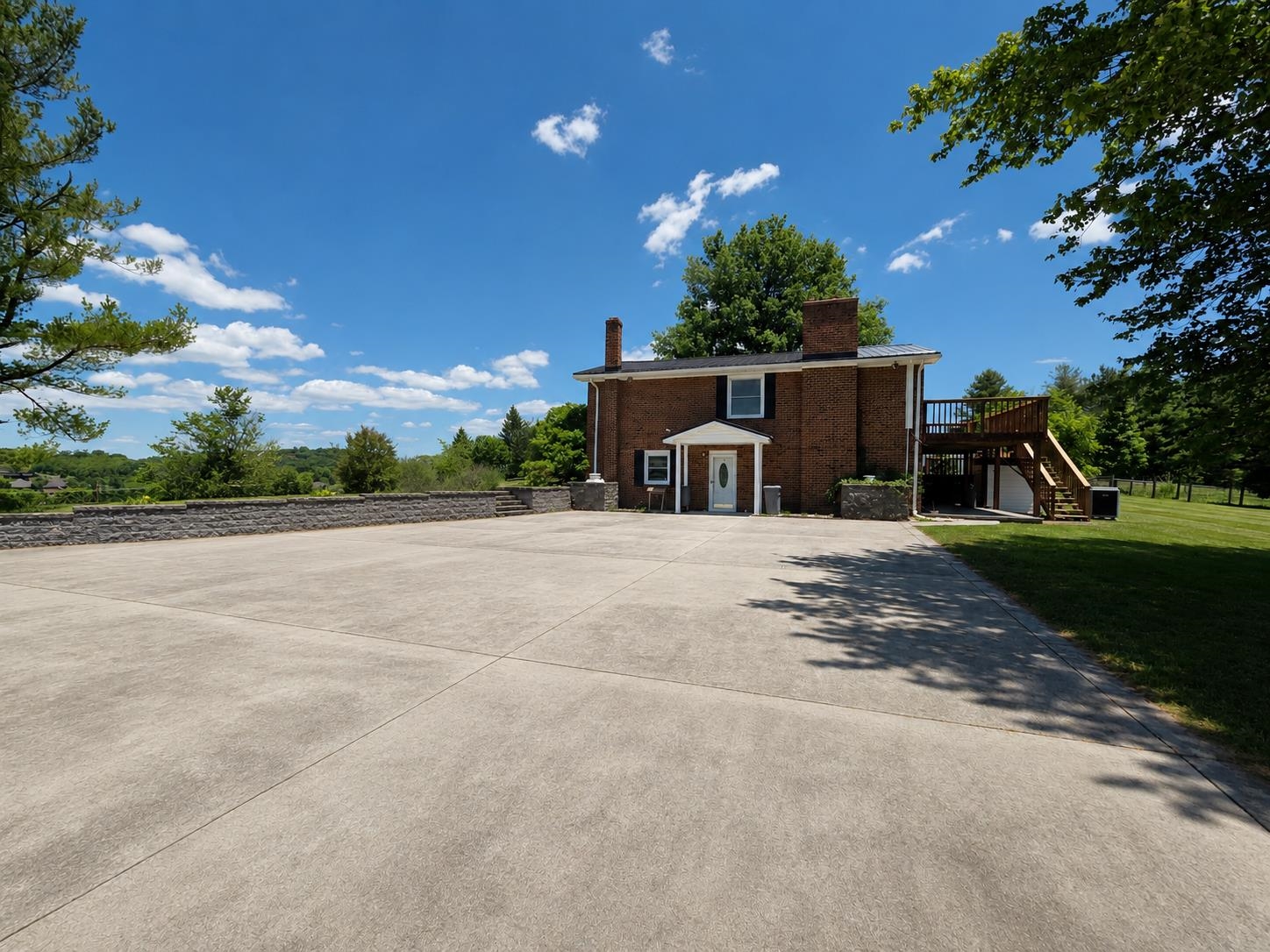 2059 Mud Pike Road Christiansburg VA 24073