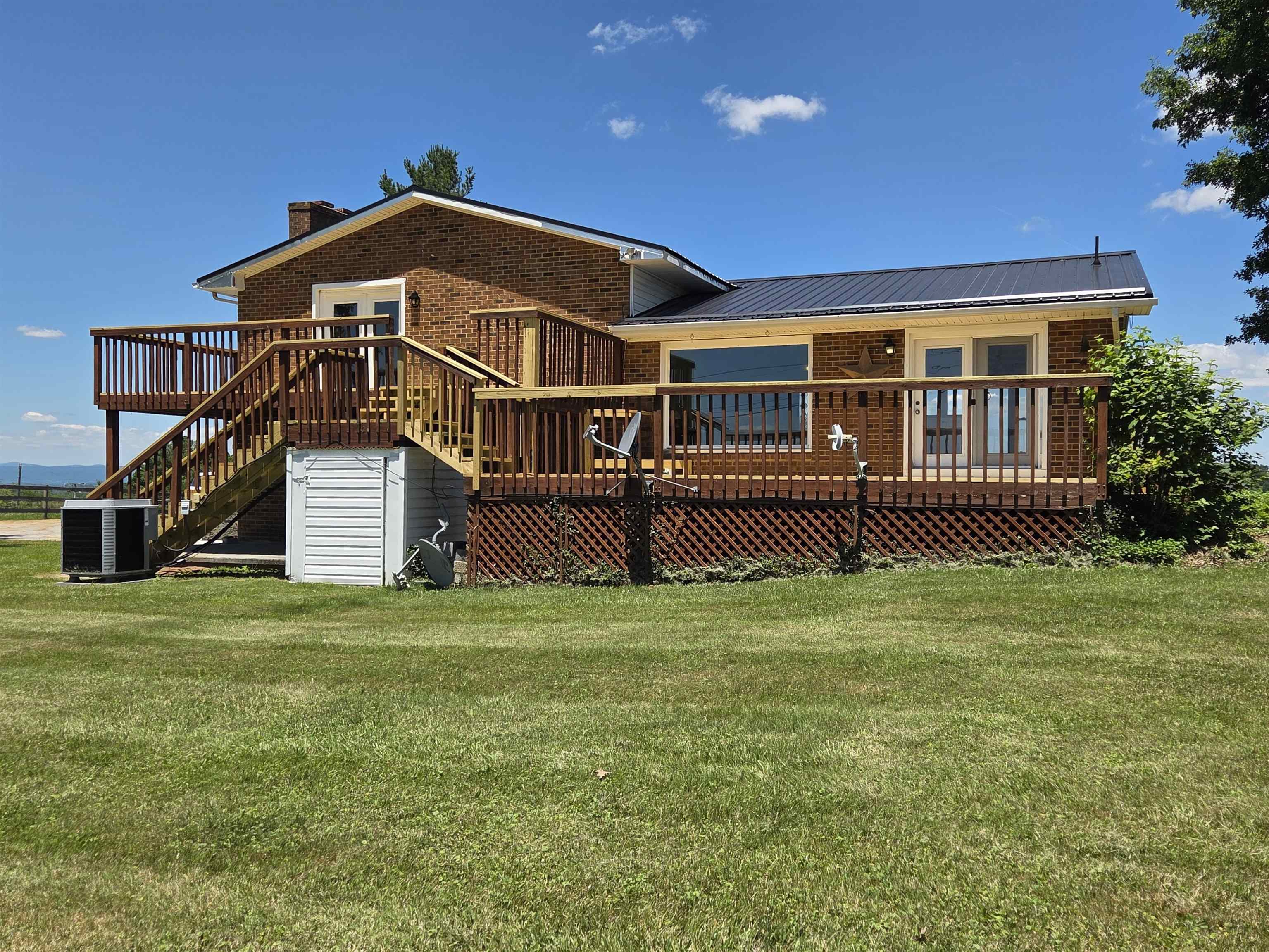 2059 Mud Pike Road Christiansburg VA 24073