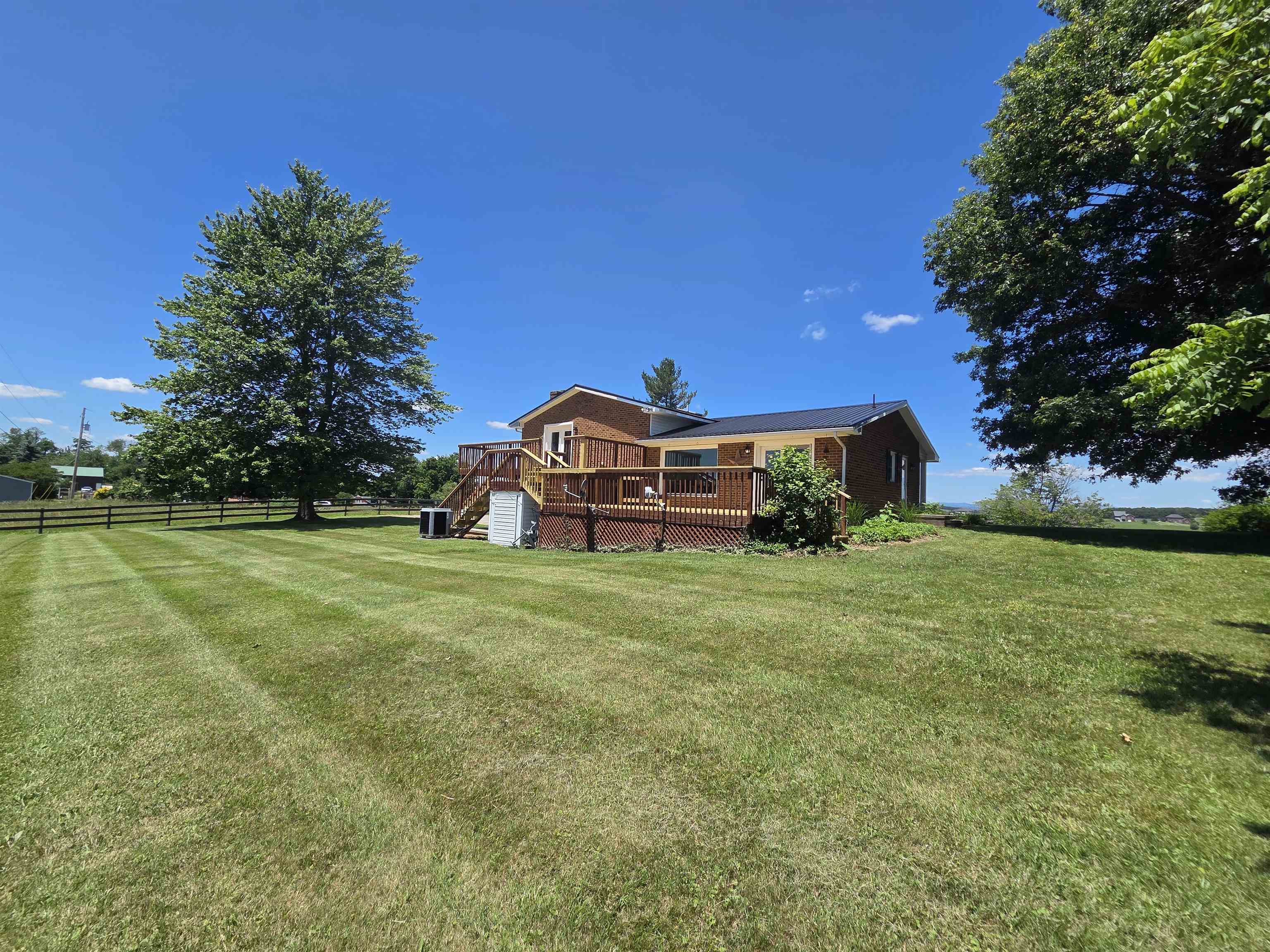 2059 Mud Pike Road Christiansburg VA 24073