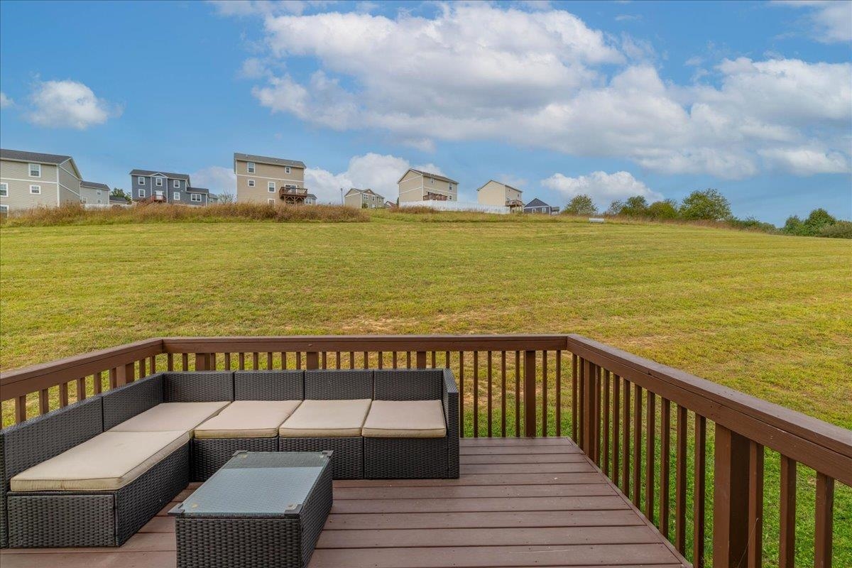 186 Redwood Drive Pembroke VA 24136