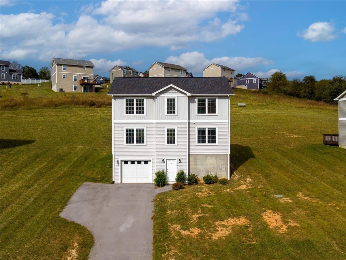 186 Redwood Drive Pembroke VA 24136