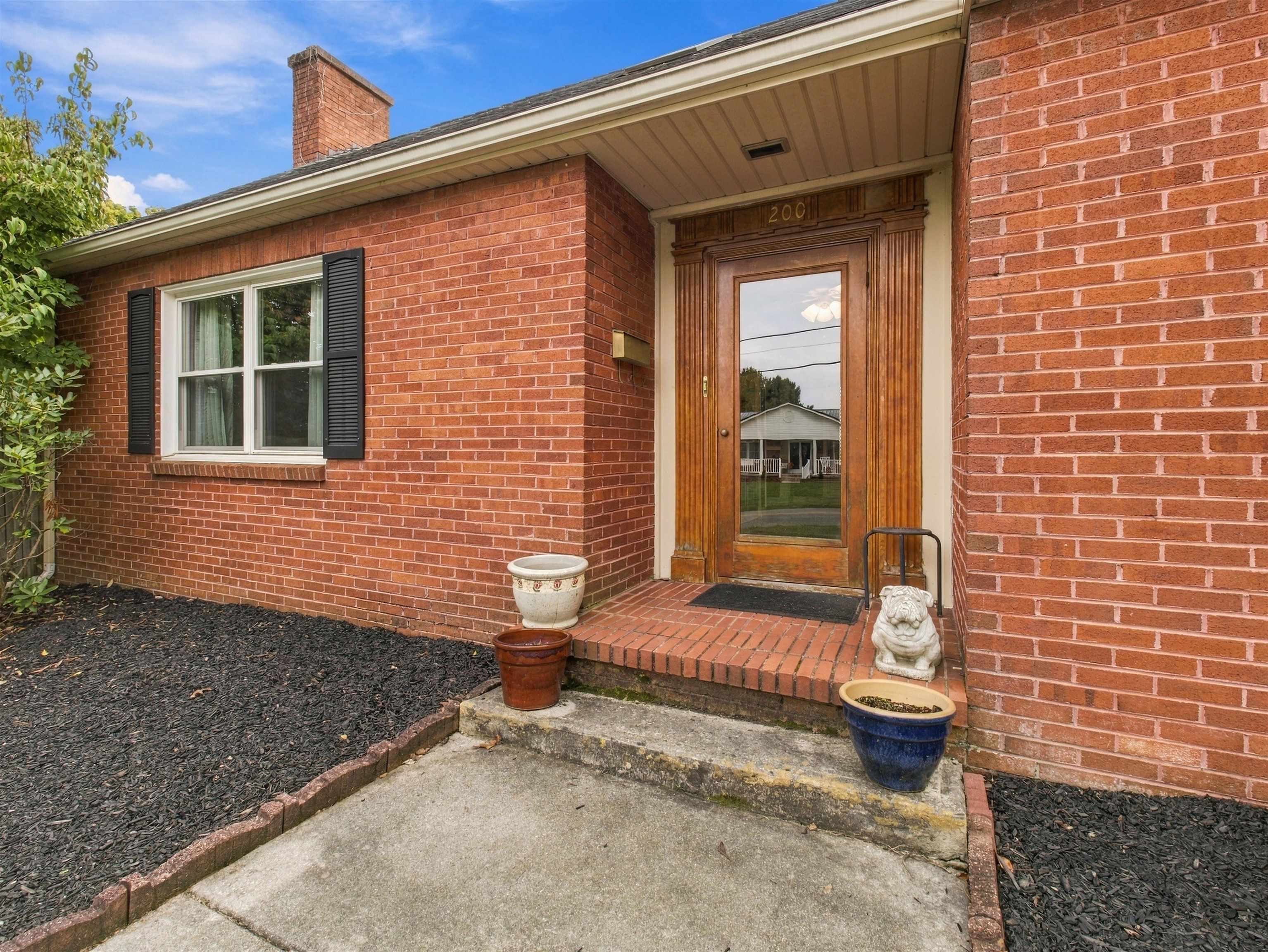 200 Northwood Drive Pulaski VA 24301