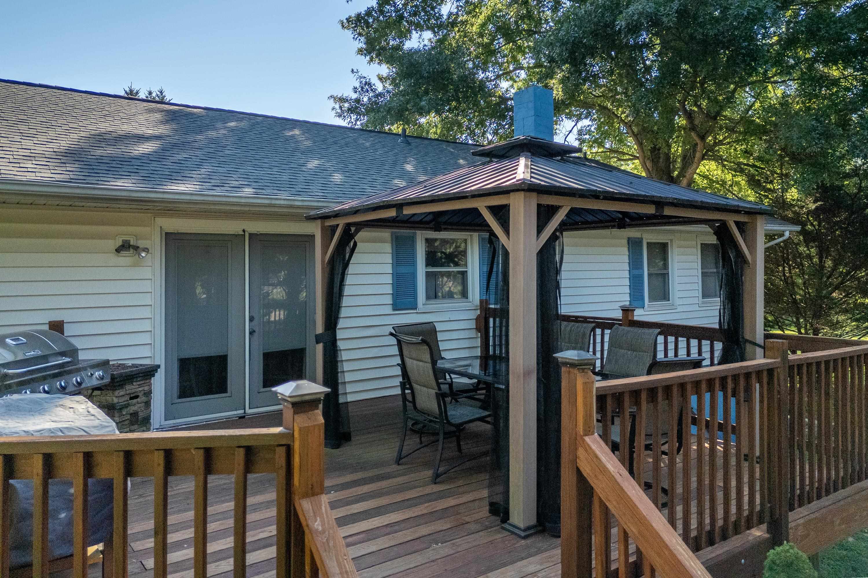 2116 Charlton Lane Radford VA 24141