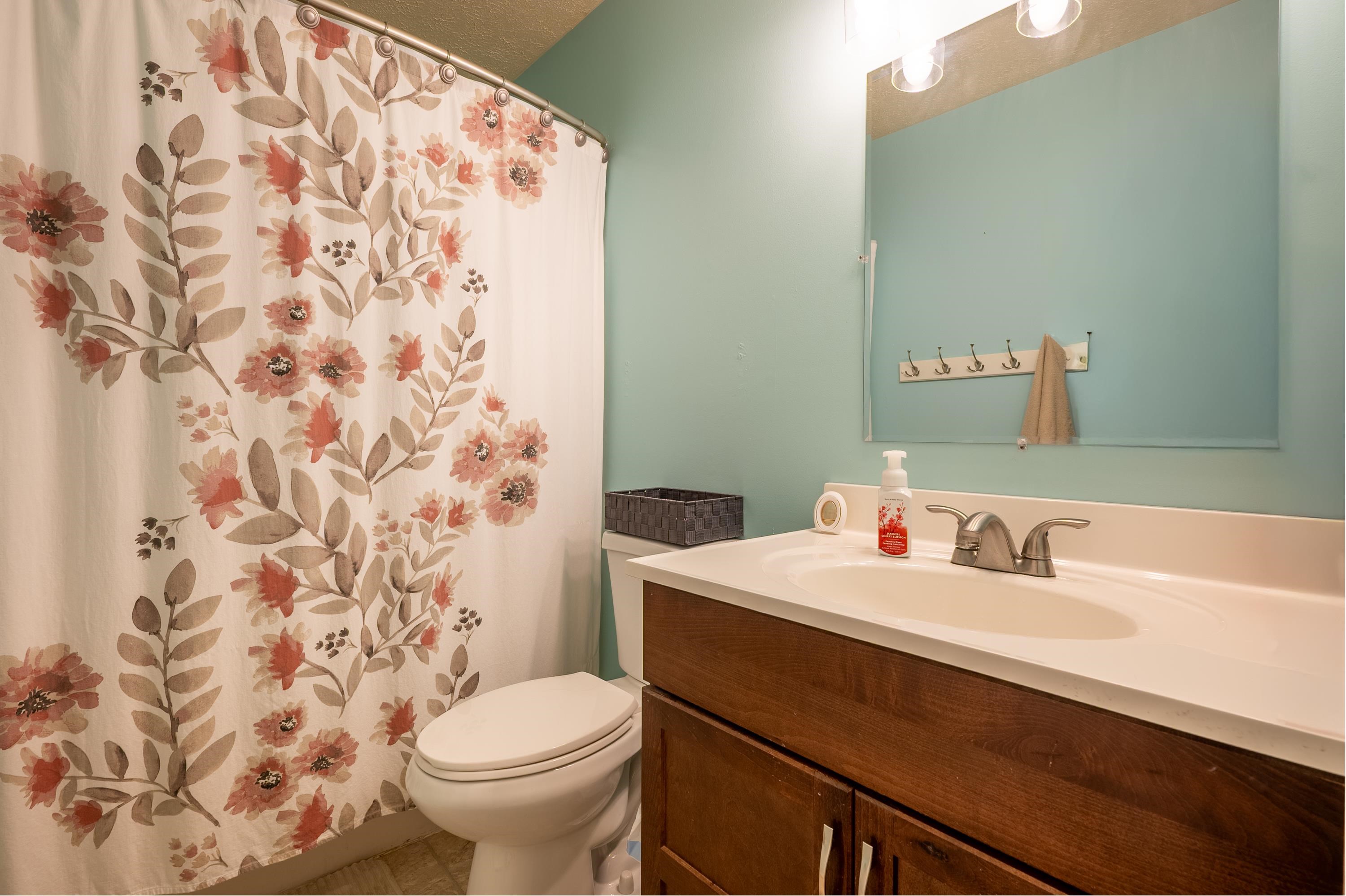 2116 Charlton Lane Radford VA 24141