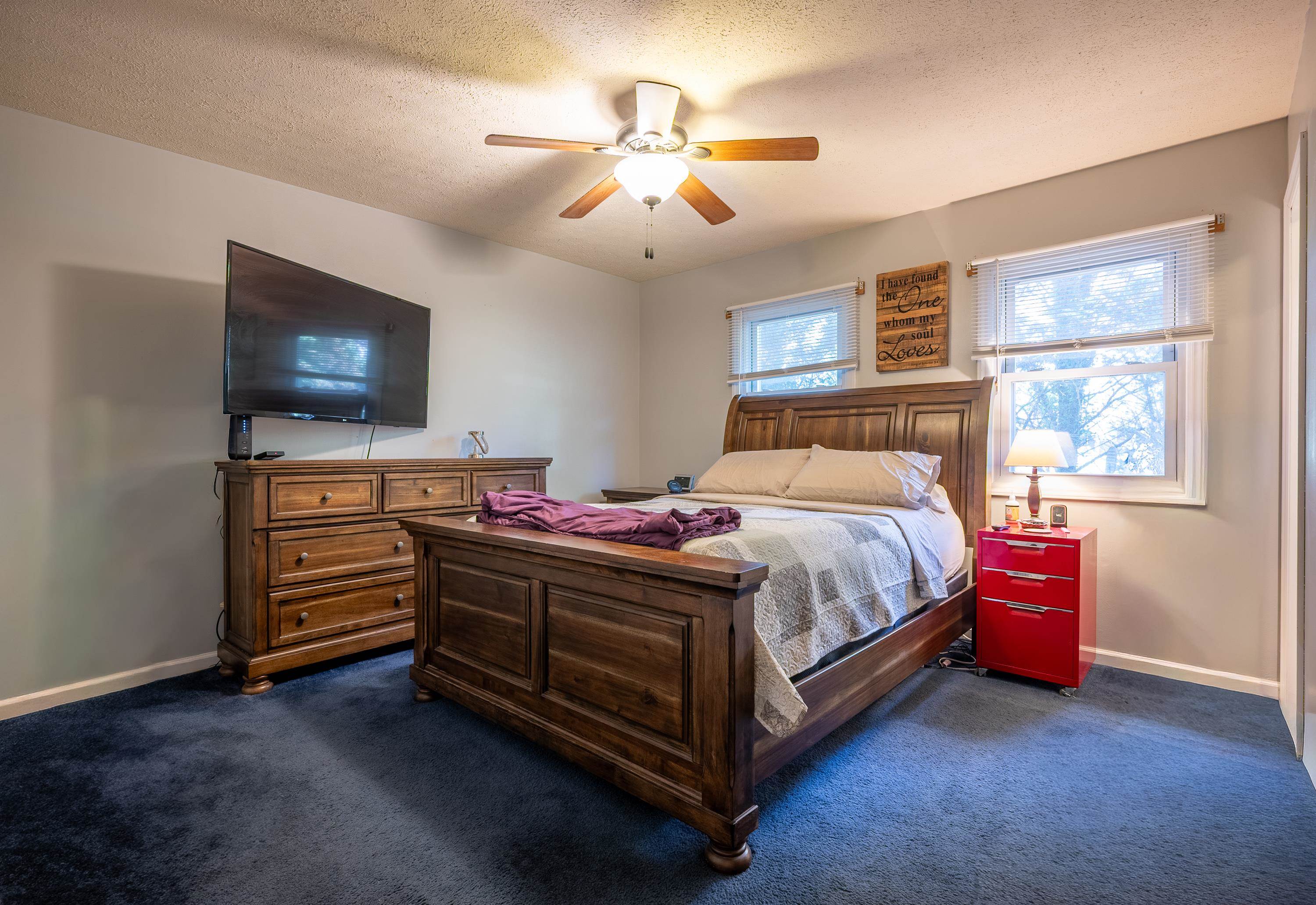 2116 Charlton Lane Radford VA 24141