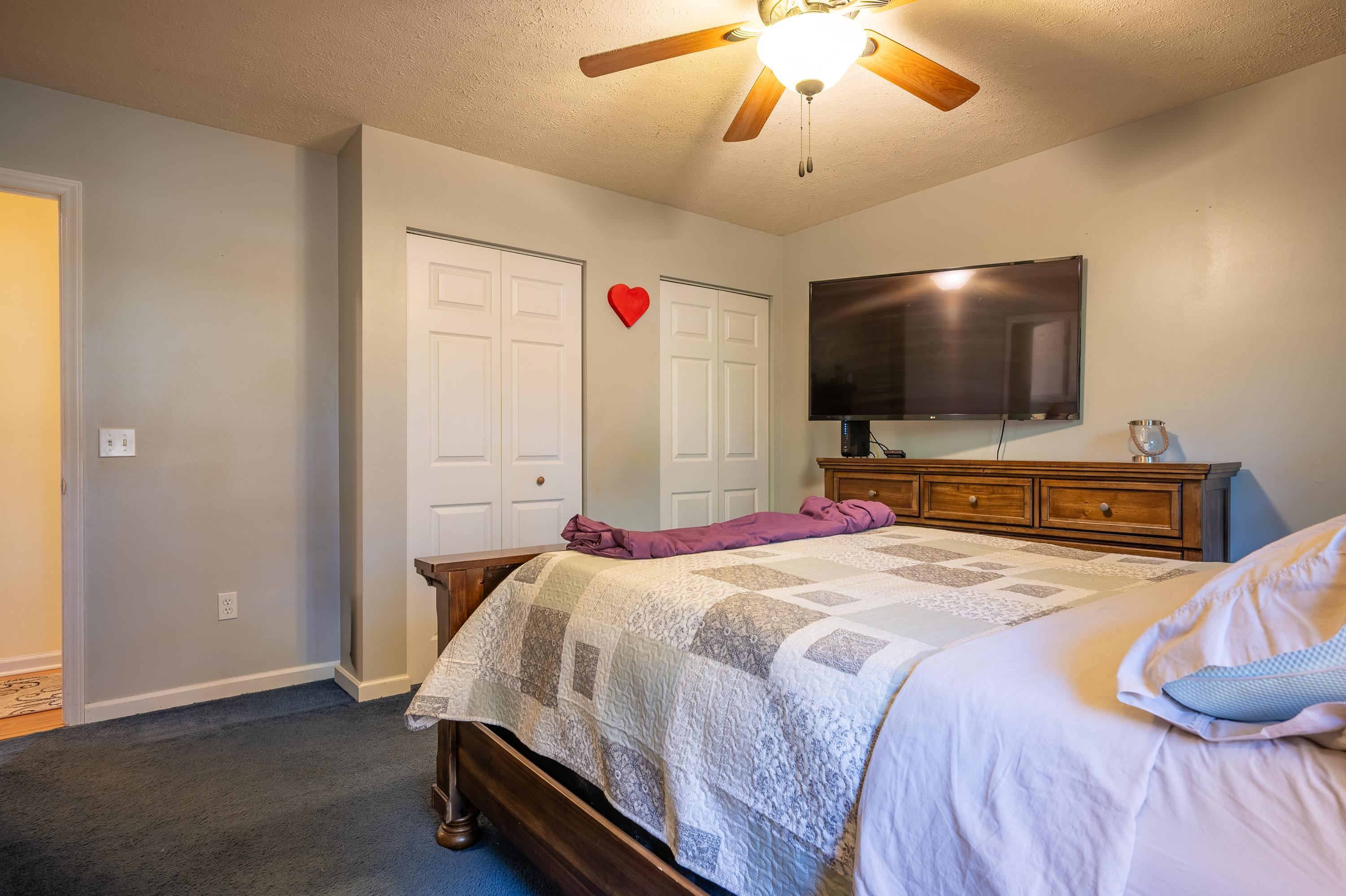 2116 Charlton Lane Radford VA 24141