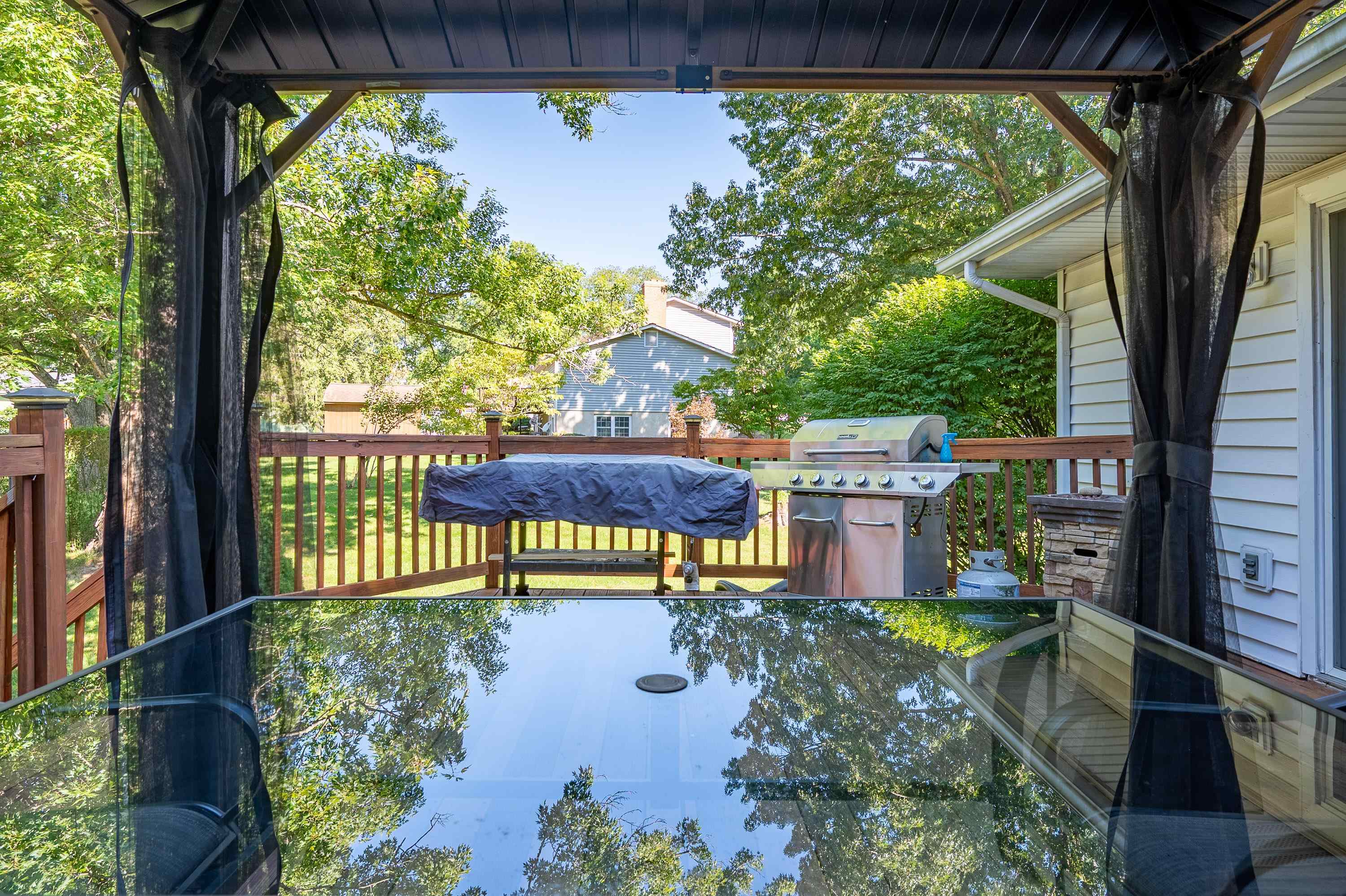 2116 Charlton Lane Radford VA 24141