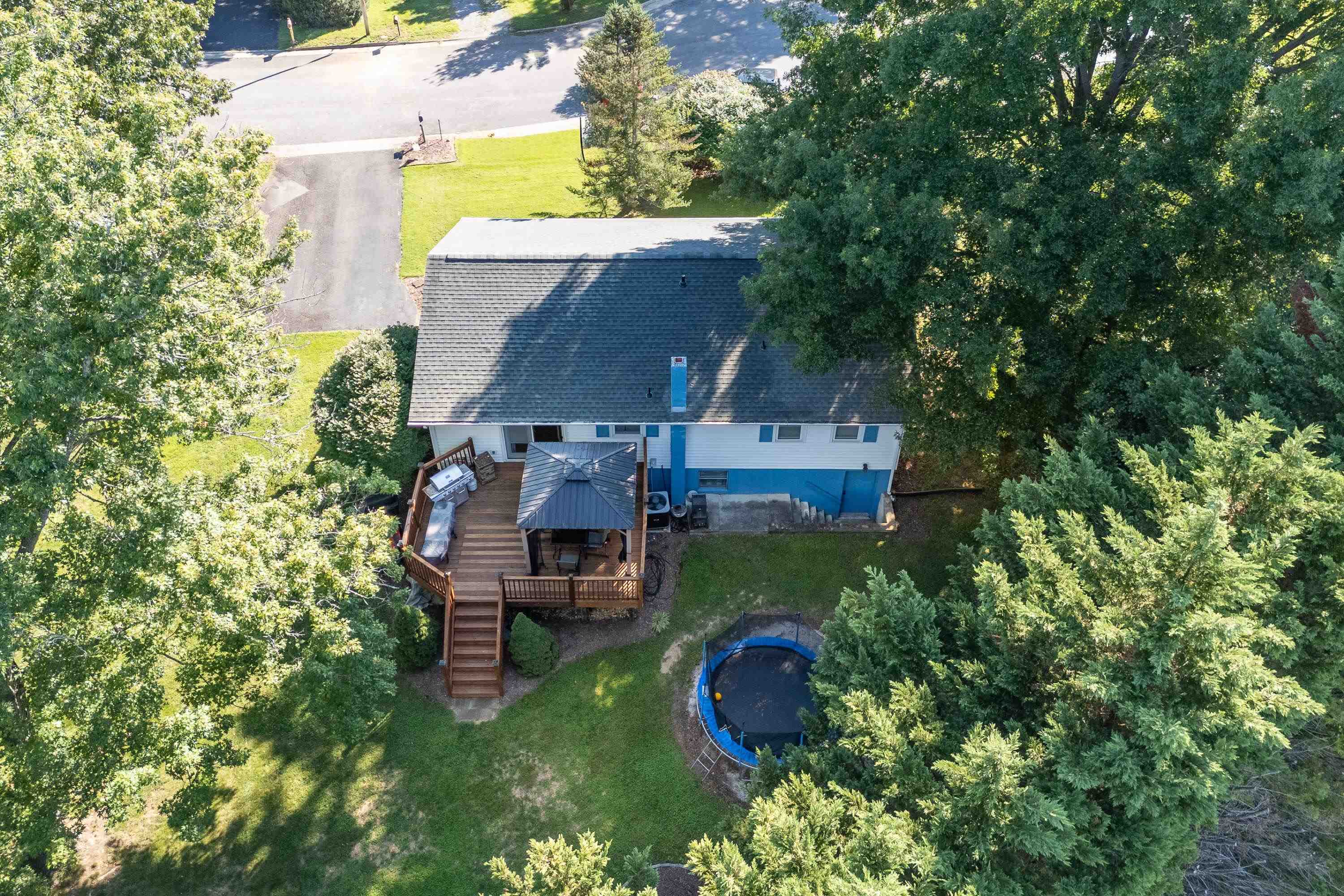 2116 Charlton Lane Radford VA 24141