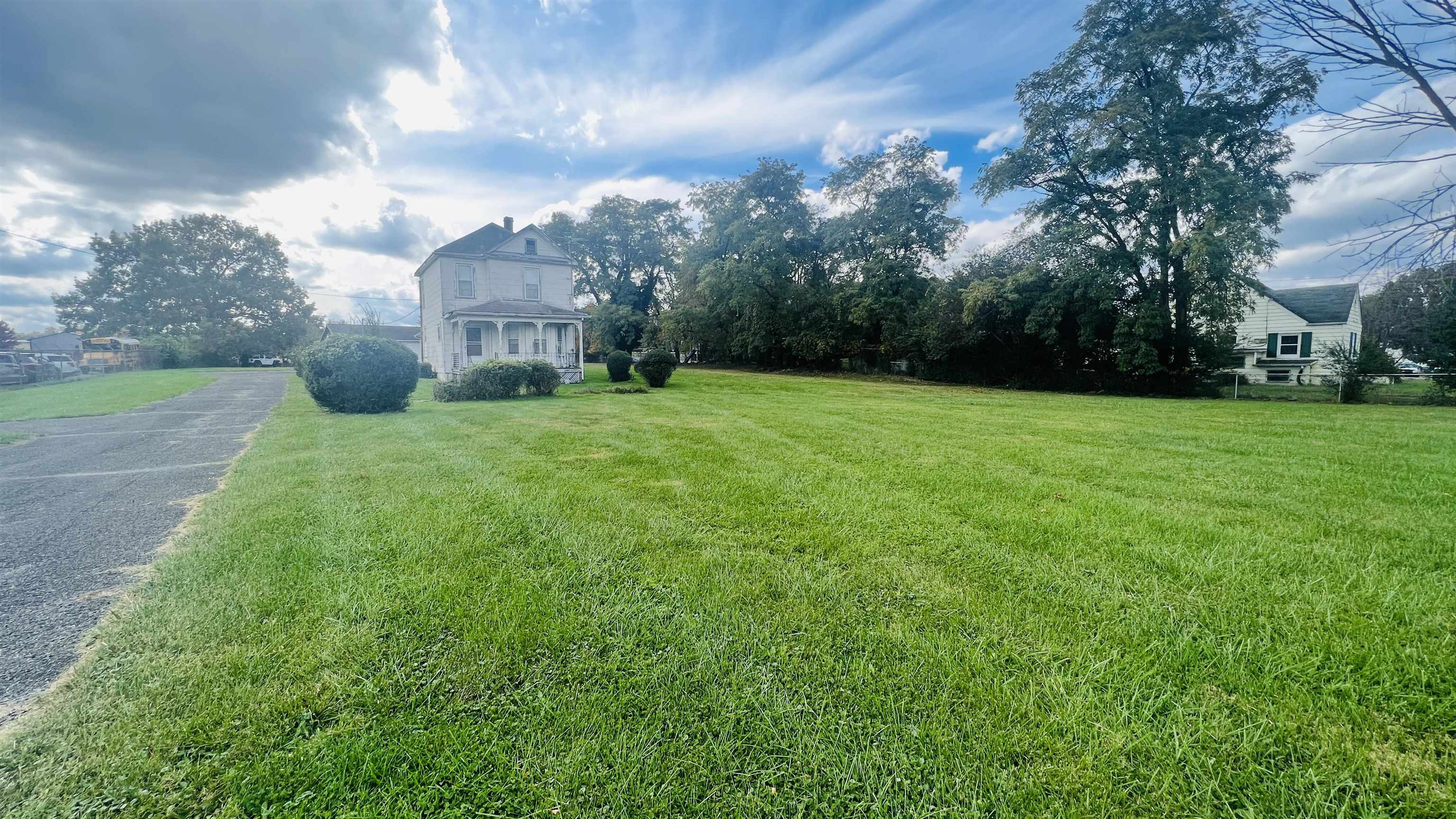 1604 Wadsworth Street Radford VA 24141