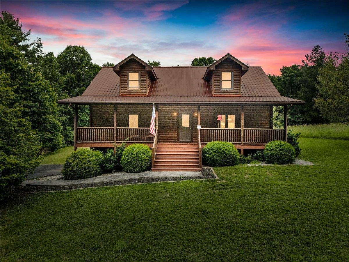 173 Cavalier Drive Hillsville VA 24343