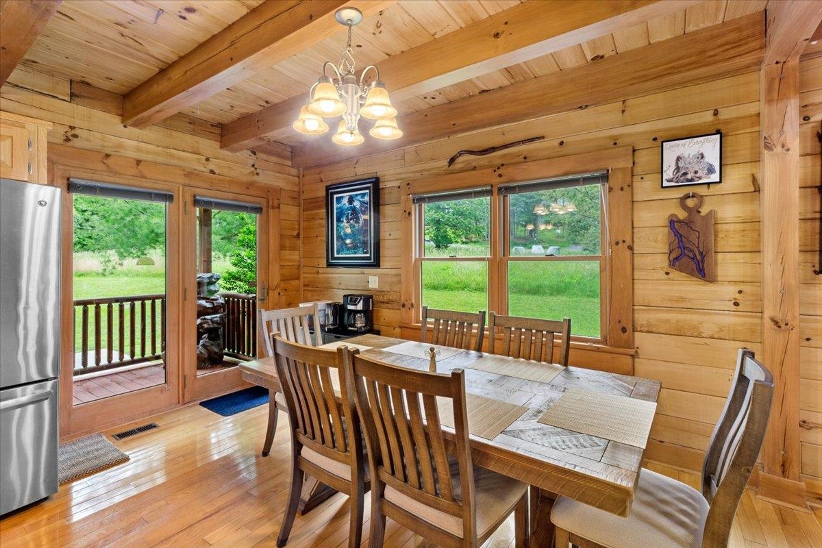 173 Cavalier Drive Hillsville VA 24343