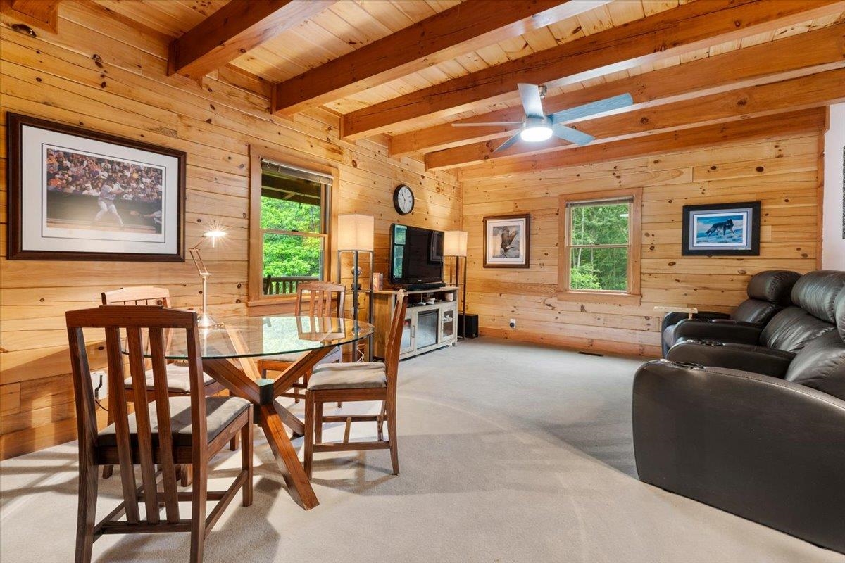 173 Cavalier Drive Hillsville VA 24343