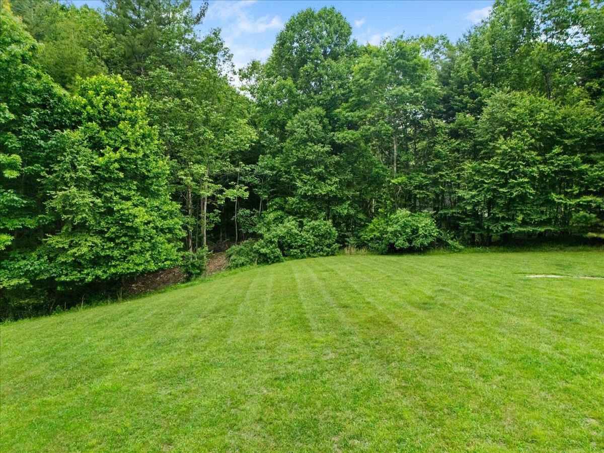 173 Cavalier Drive Hillsville VA 24343