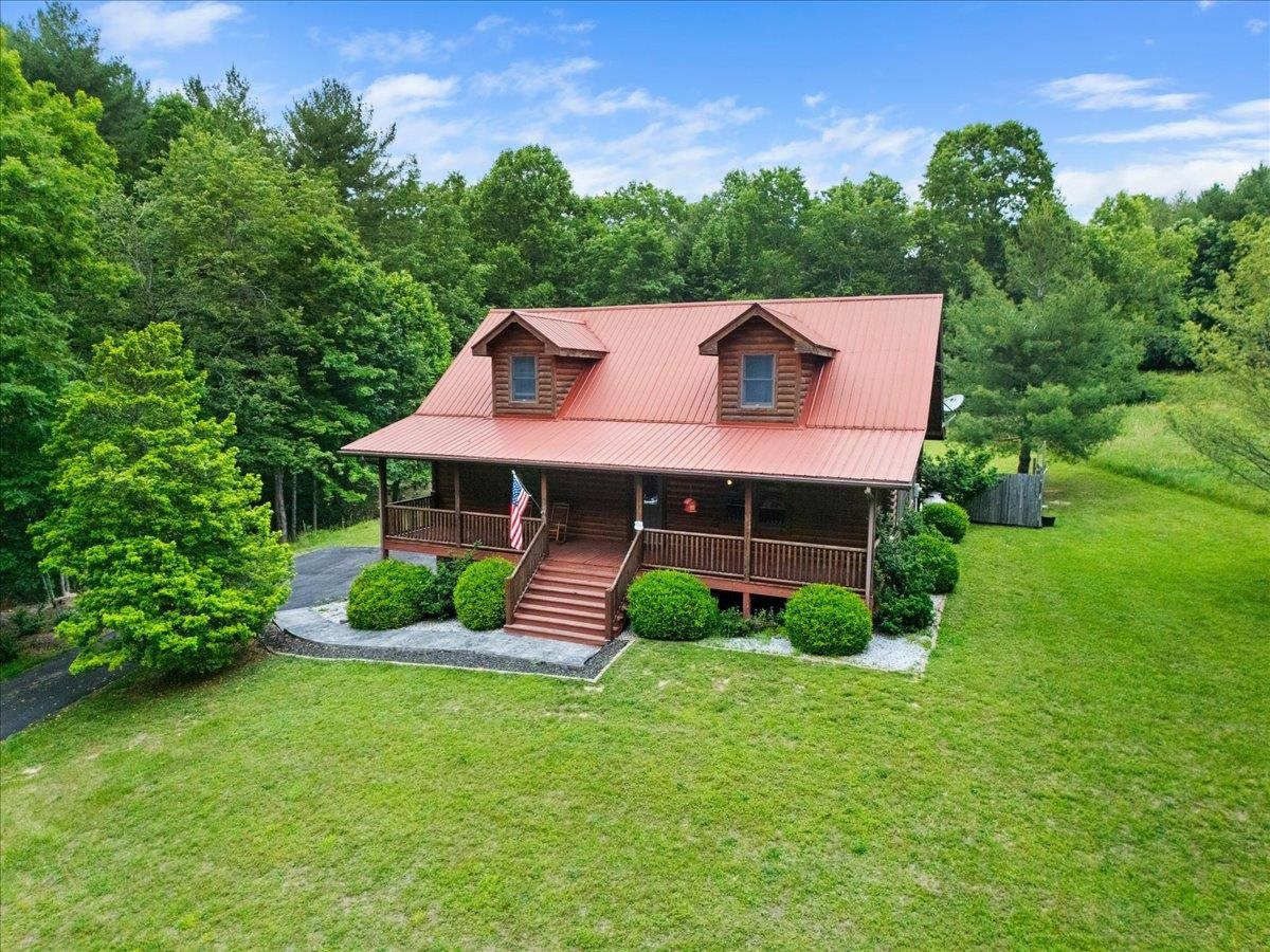 173 Cavalier Drive Hillsville VA 24343