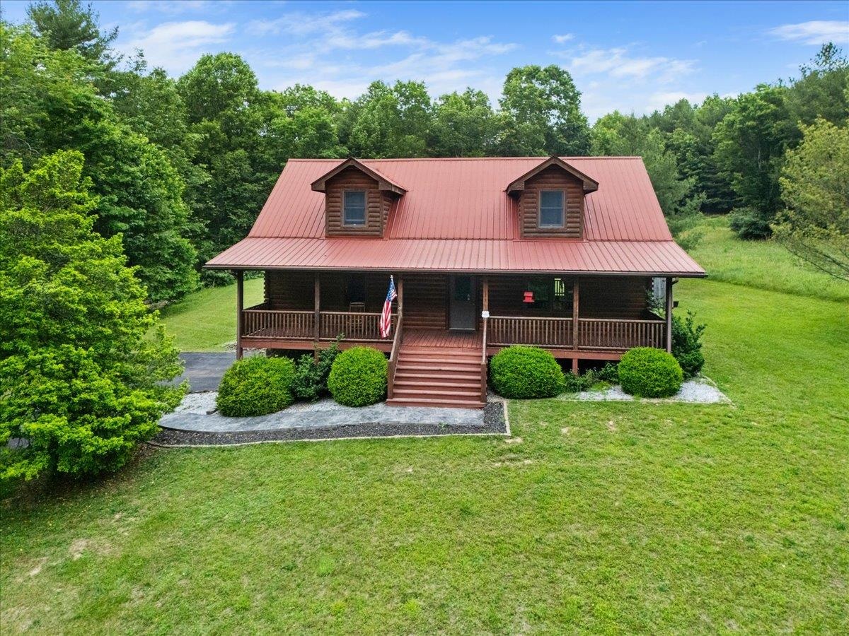 173 Cavalier Drive Hillsville VA 24343