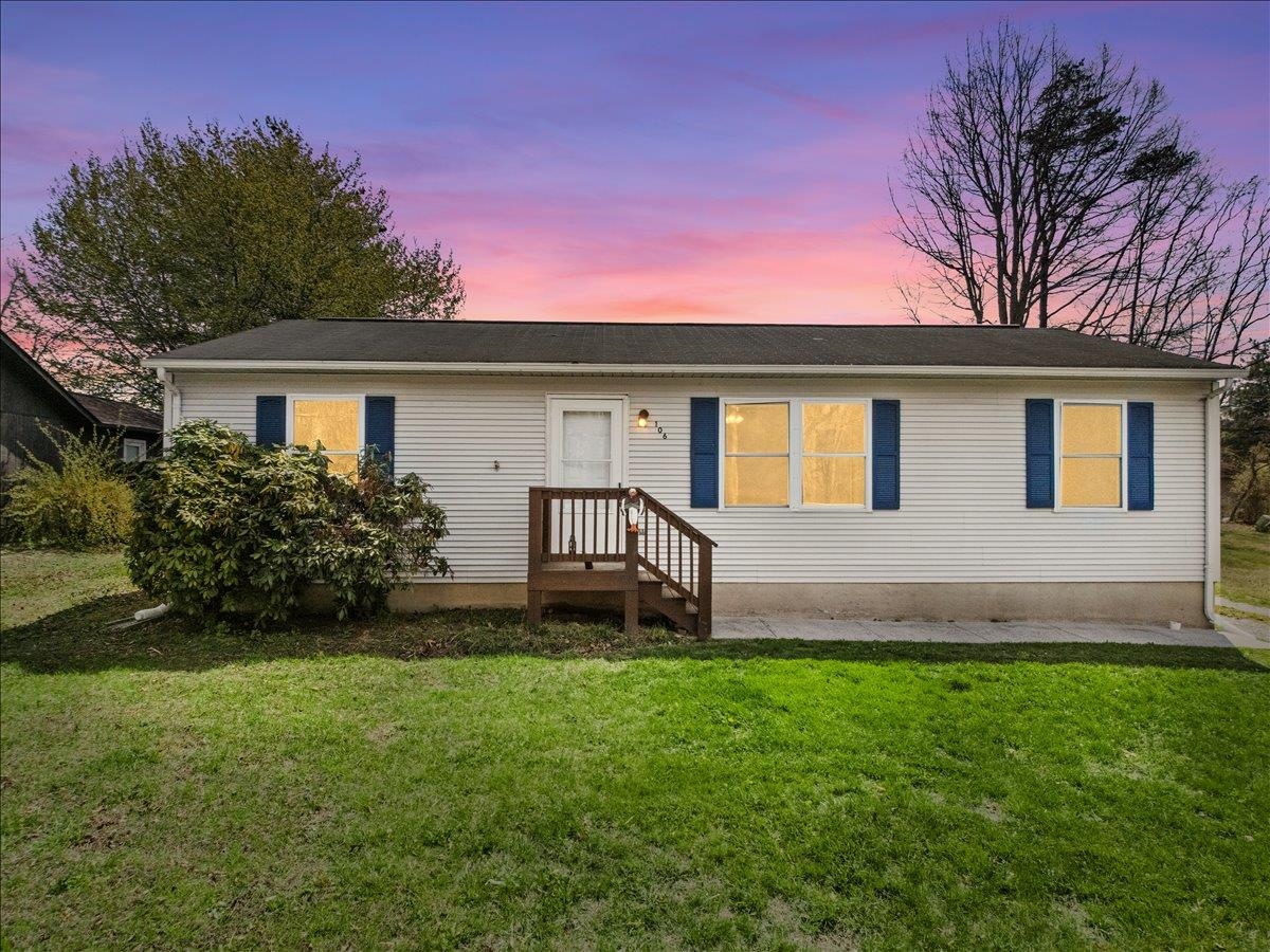 106 Point Travis Avenue Radford VA 24141