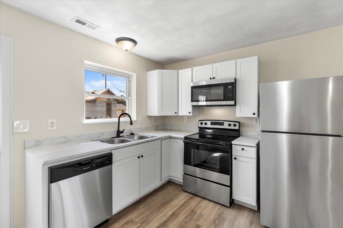 106 Point Travis Avenue Radford VA 24141