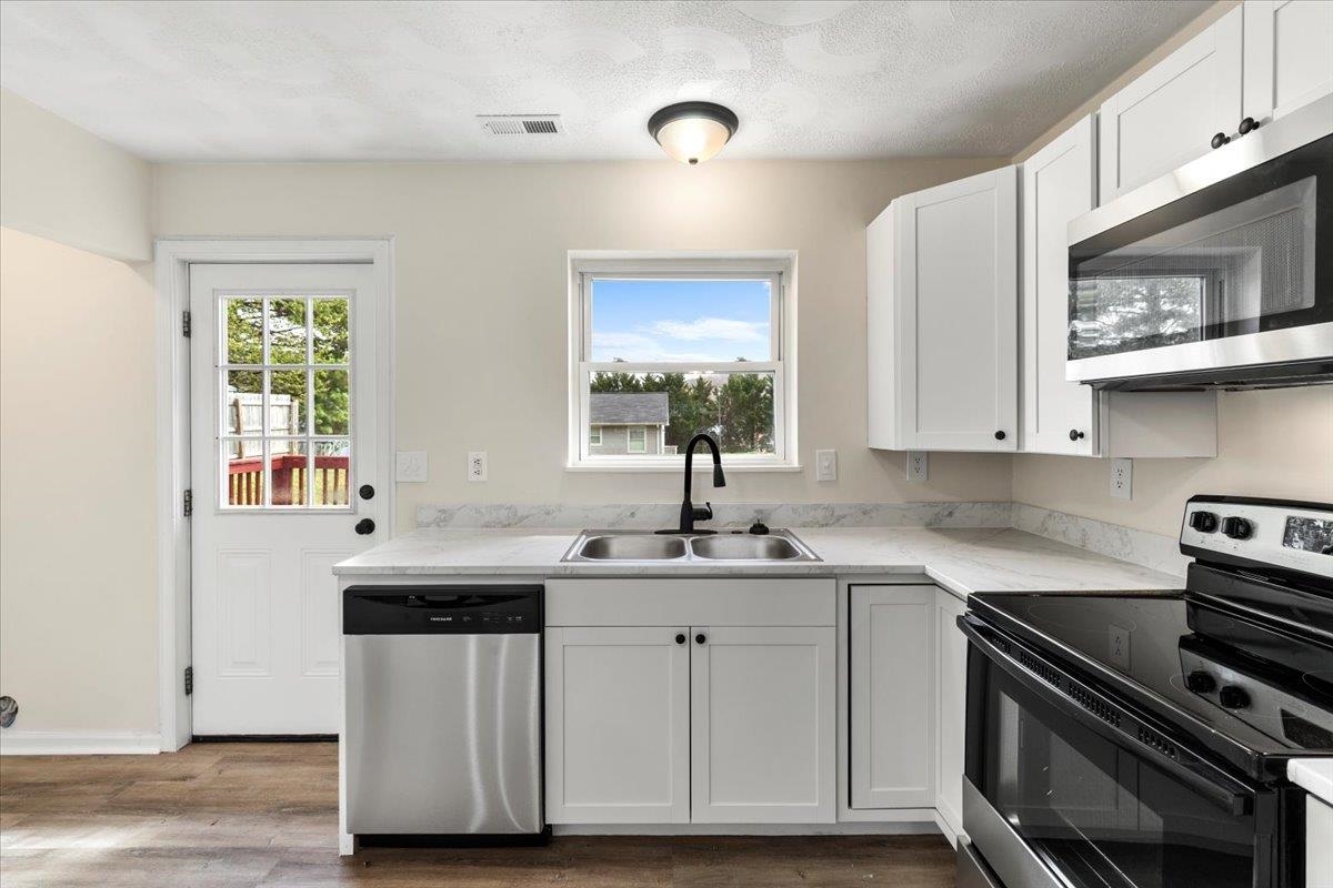 106 Point Travis Avenue Radford VA 24141