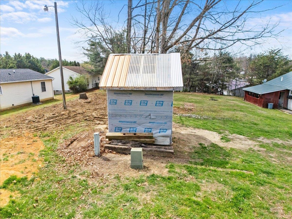 106 Point Travis Avenue Radford VA 24141