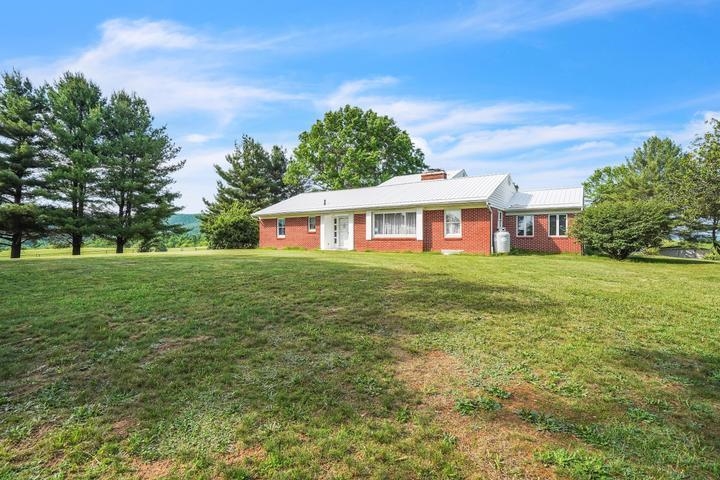 6560 NE Cleburne Boulevard NE Dublin VA 24084